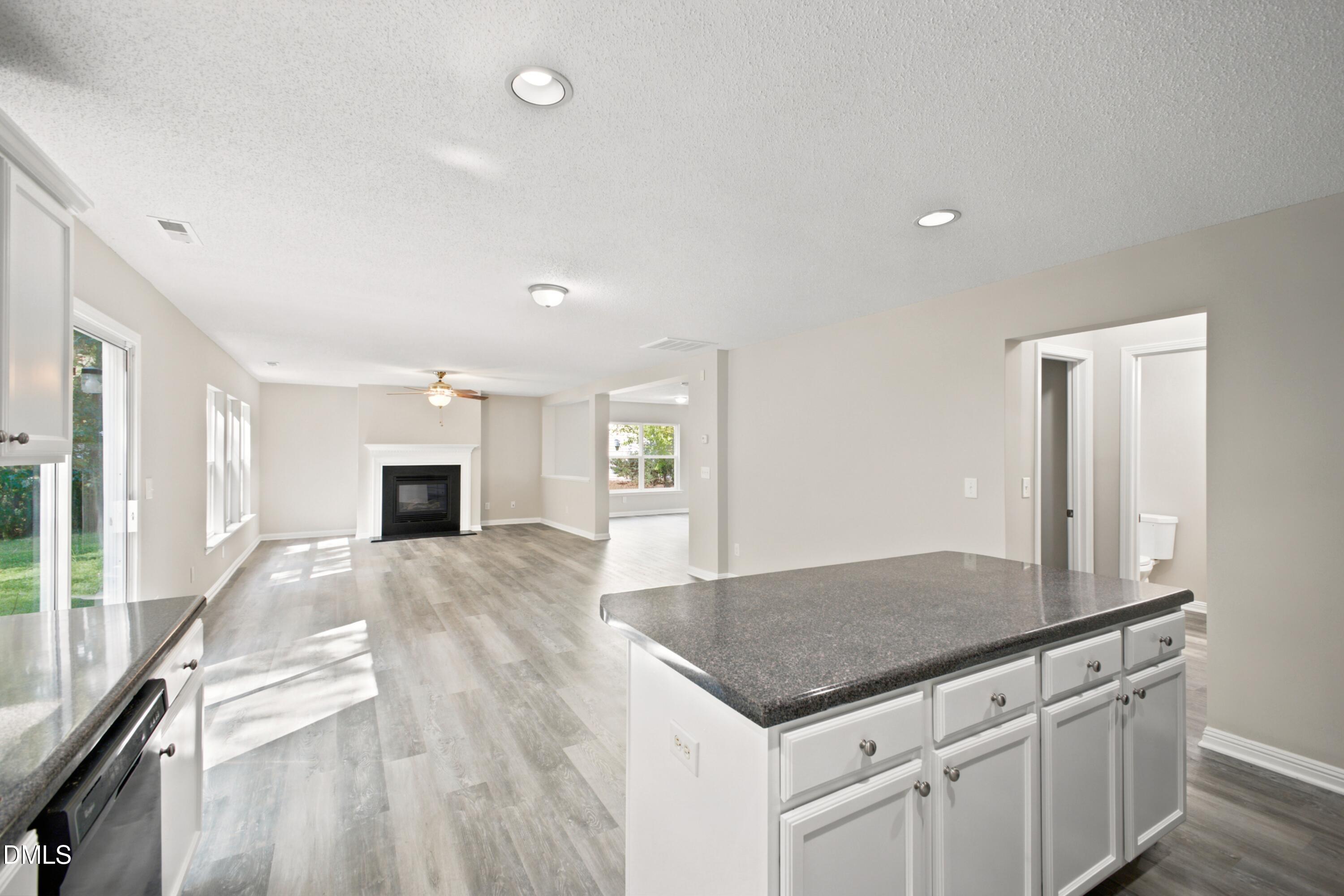 6 Spicewood Court Property Photo 7