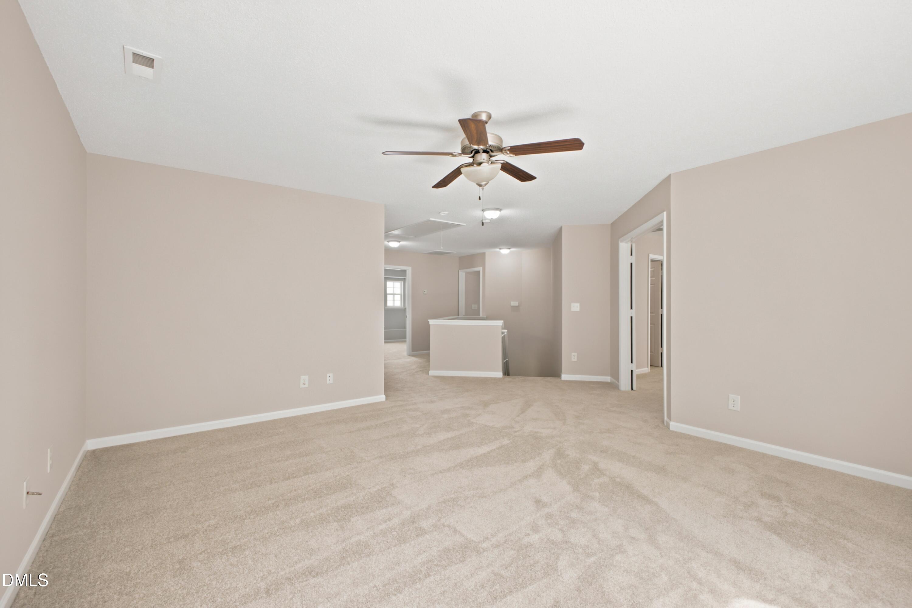 6 Spicewood Court Property Photo 11