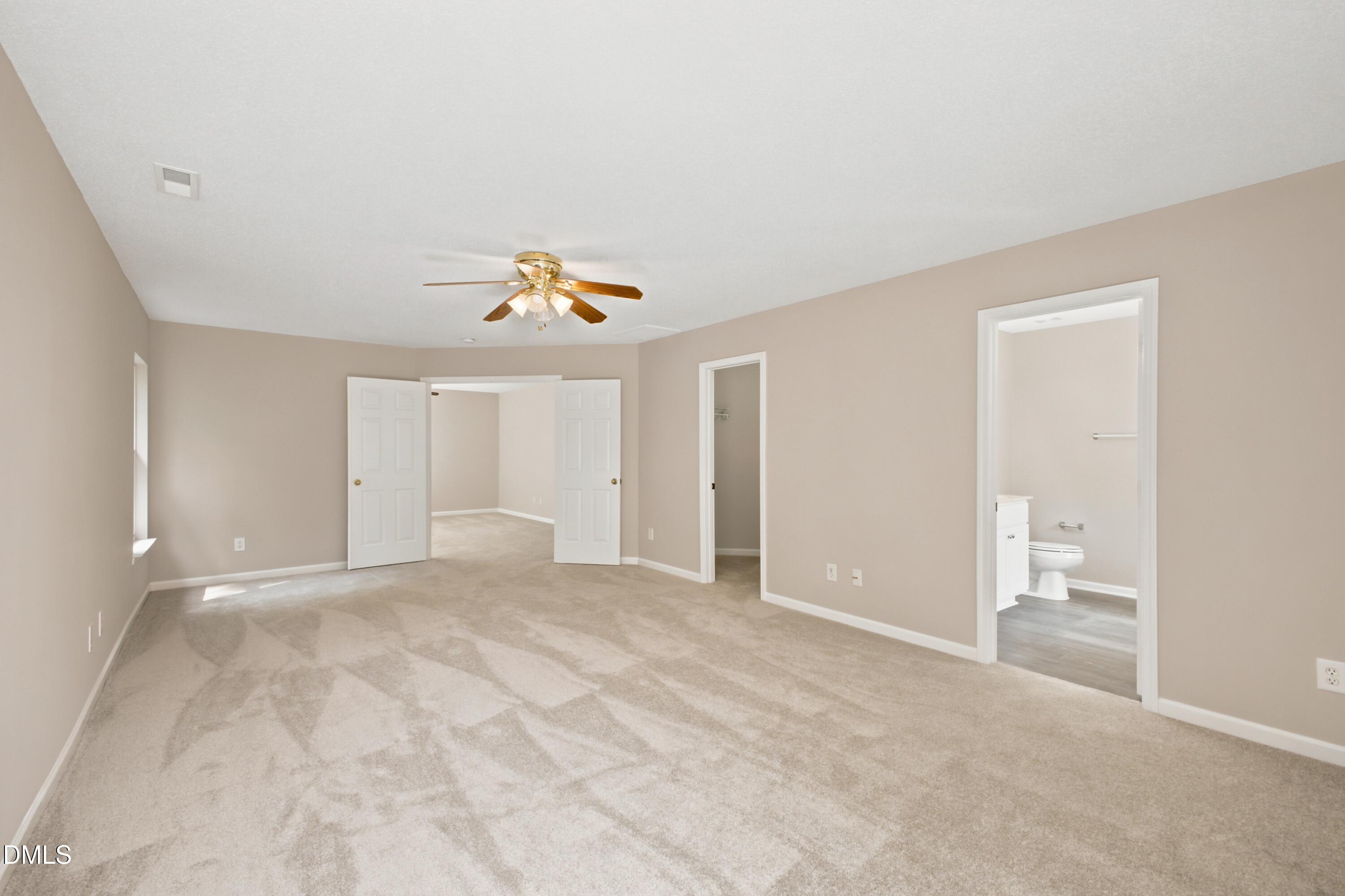 6 Spicewood Court Property Photo 14