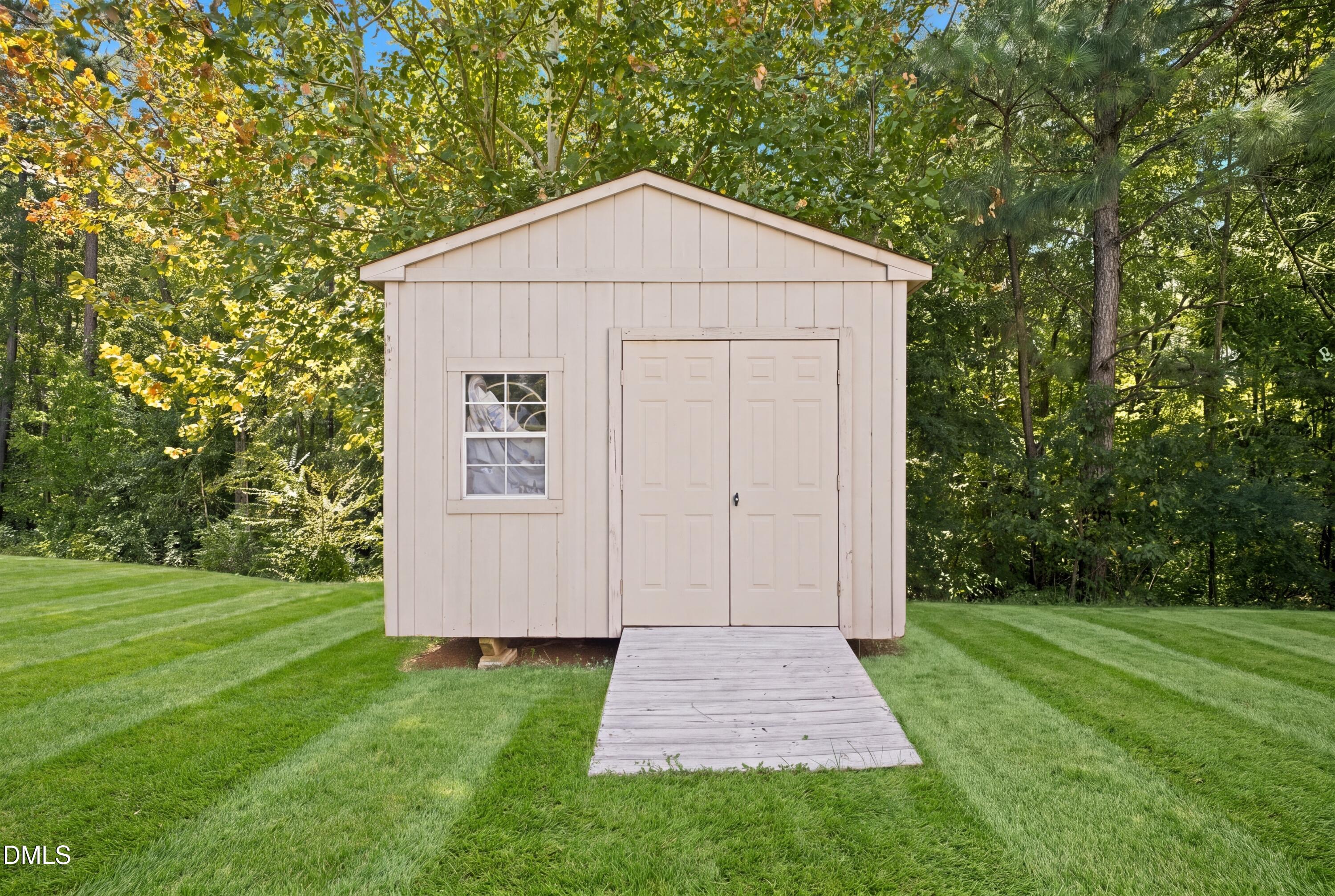 6 Spicewood Court Property Photo 27