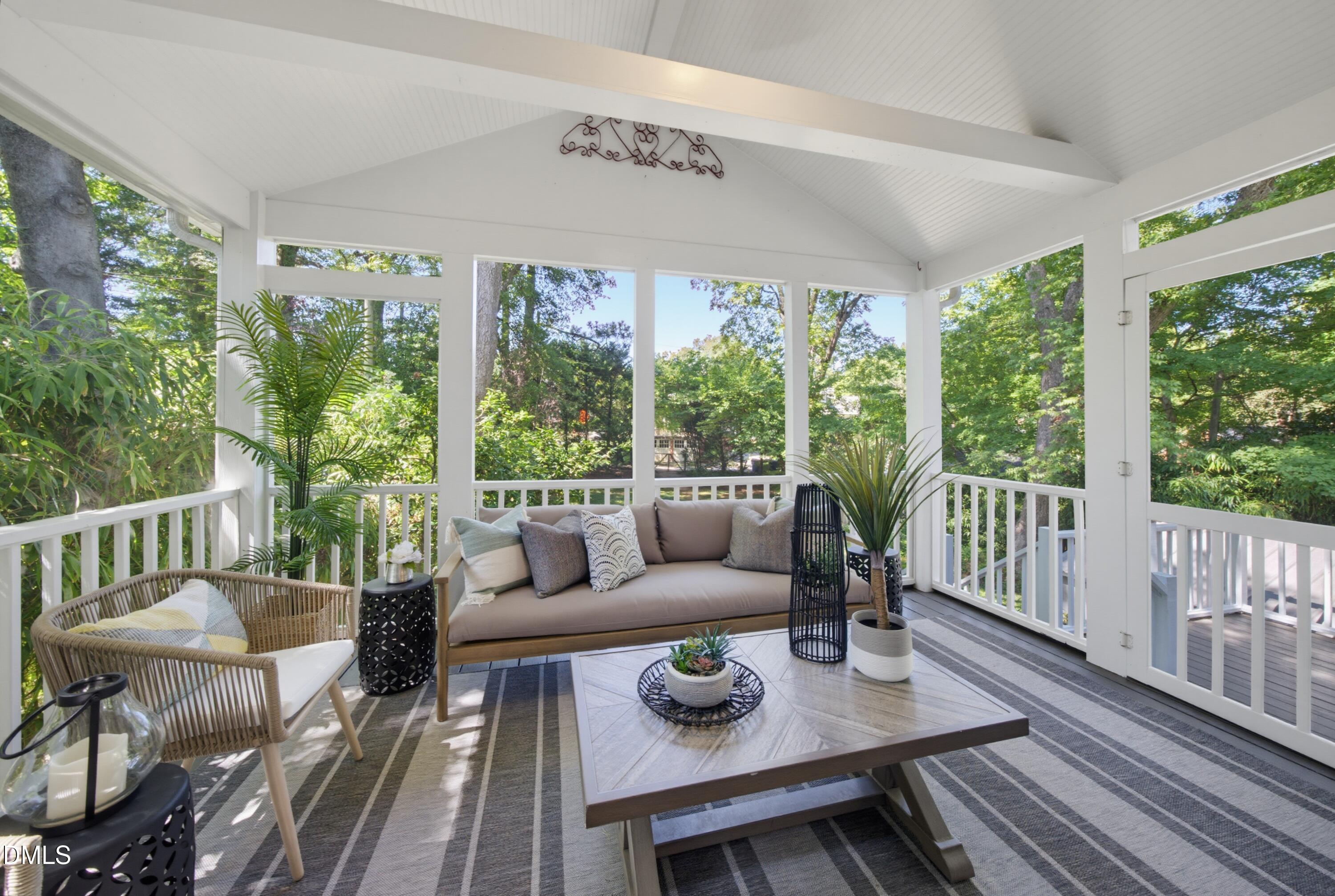 1805 White Oak Road Property Photo 4