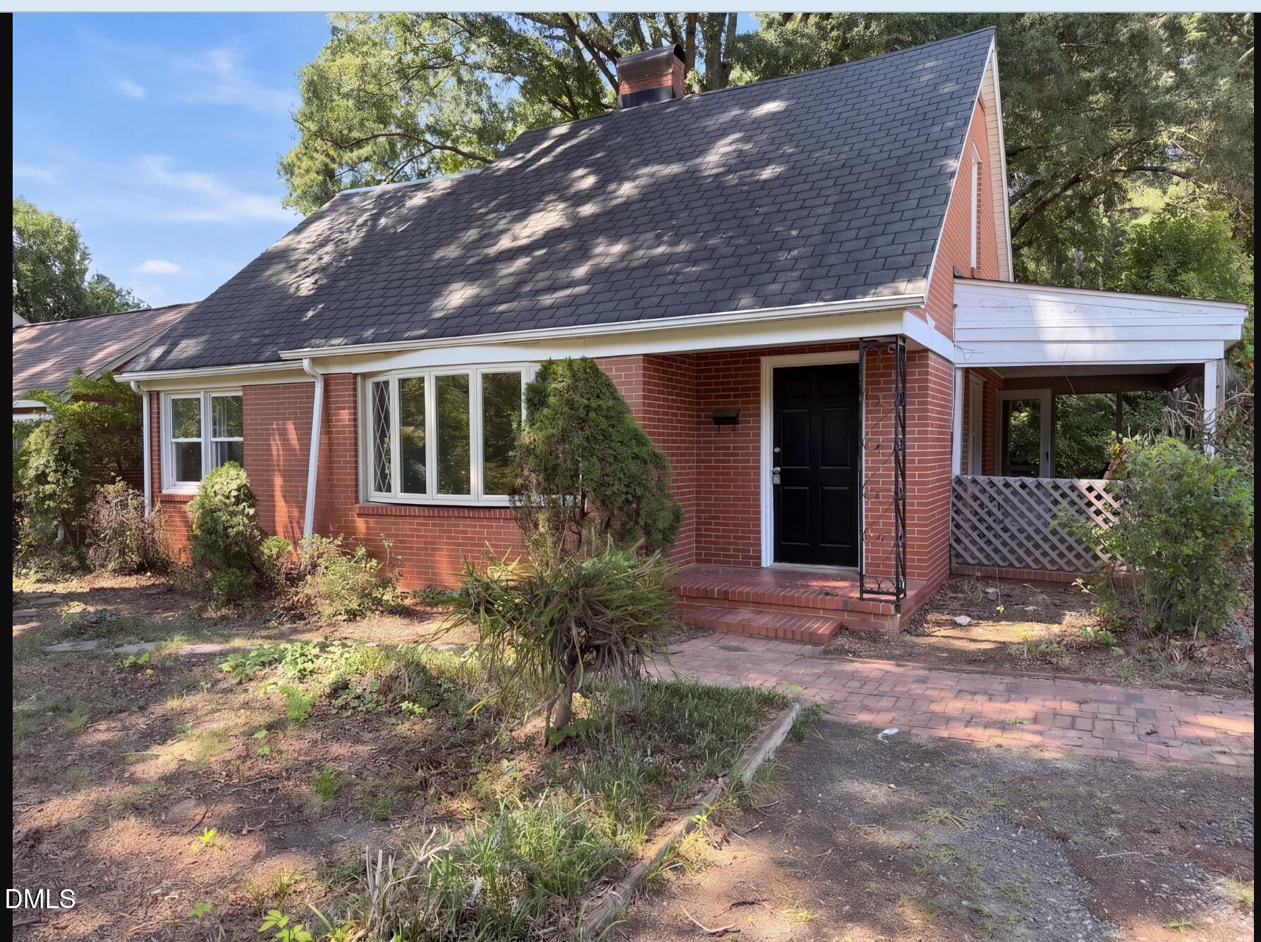 2516 Indian Trail Property Photo 1