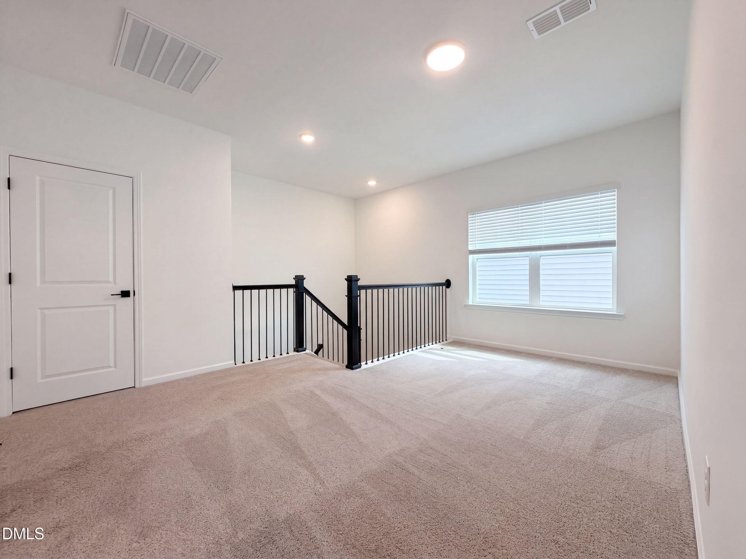 109 S Stonemill Trail Property Photo 12