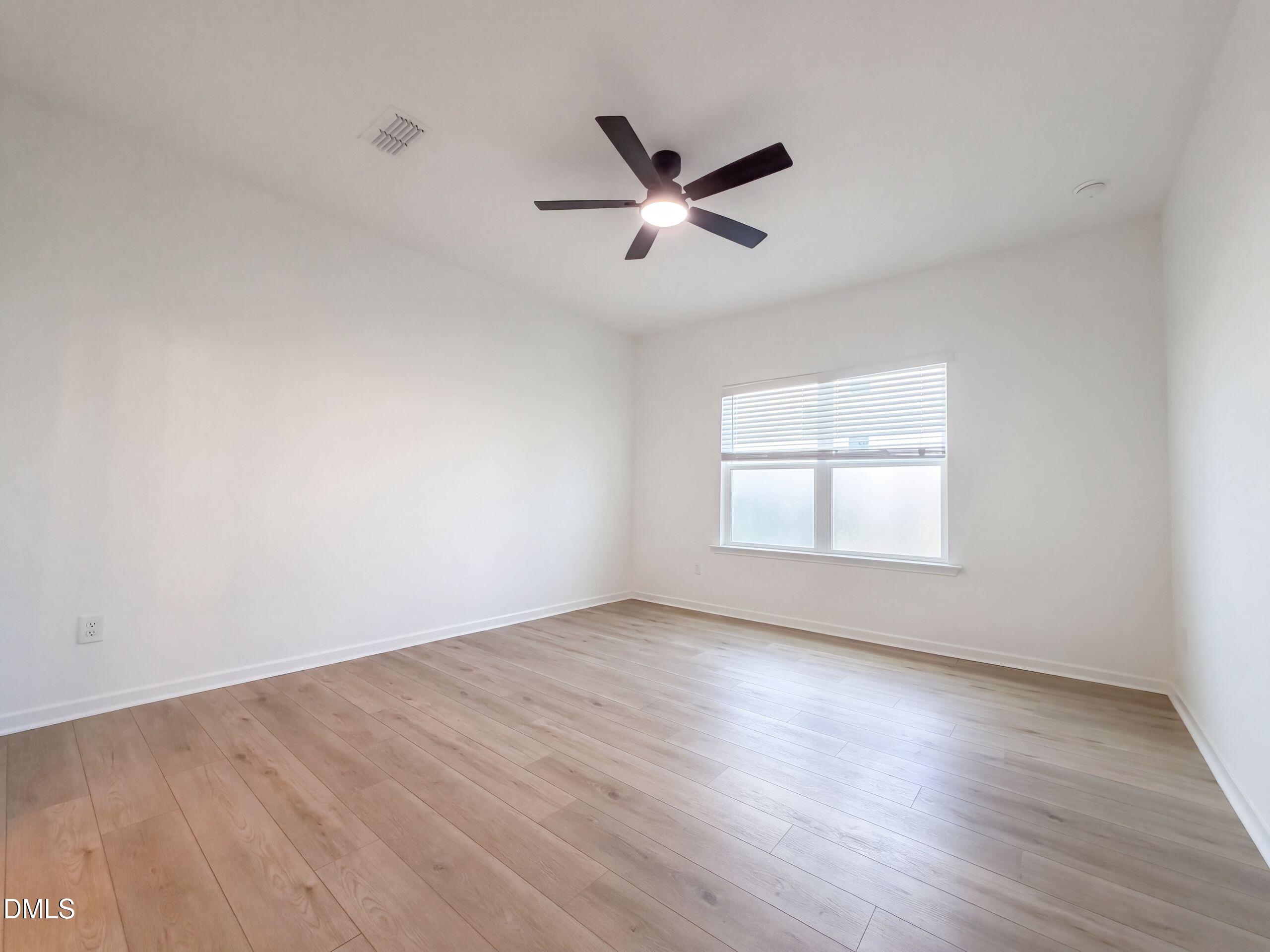109 S Stonemill Trail Property Photo 13