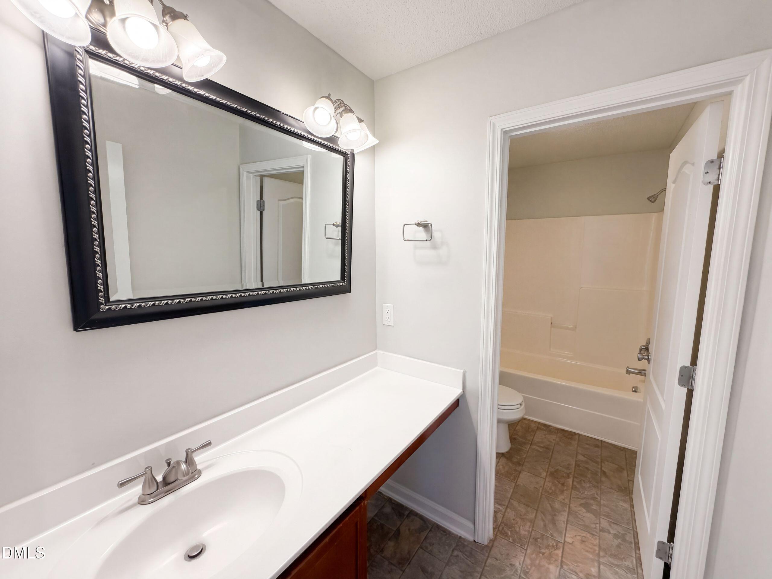 2619 Dutch Grove Circle Property Photo 10
