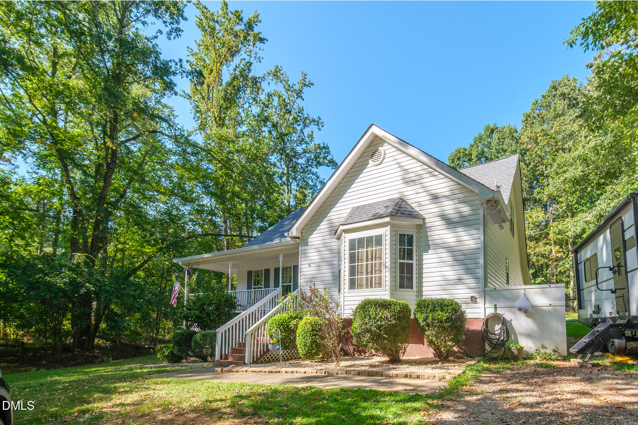 1217 Woodland Church Road Property Photo 3