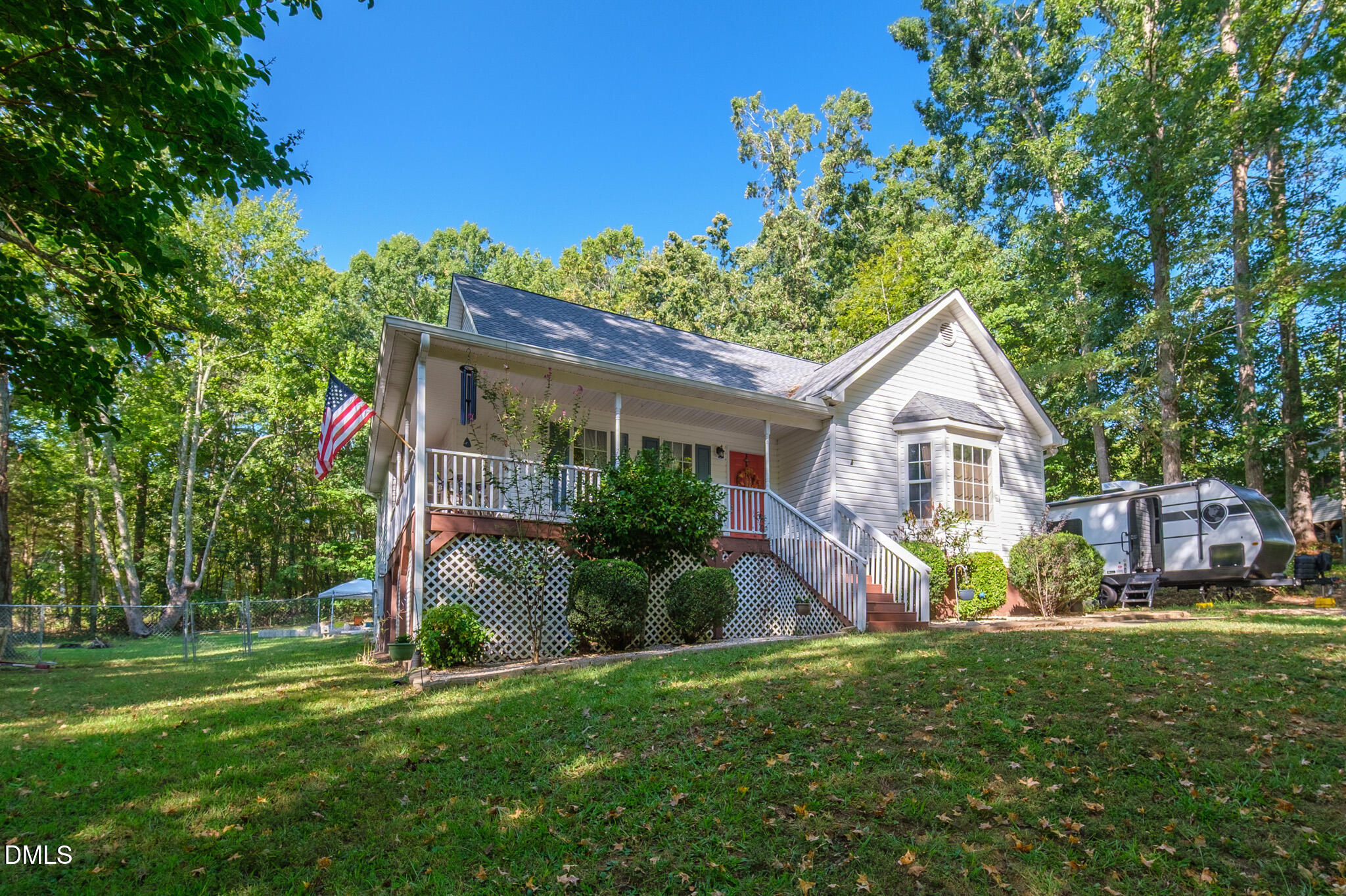 1217 Woodland Church Road Property Photo 4