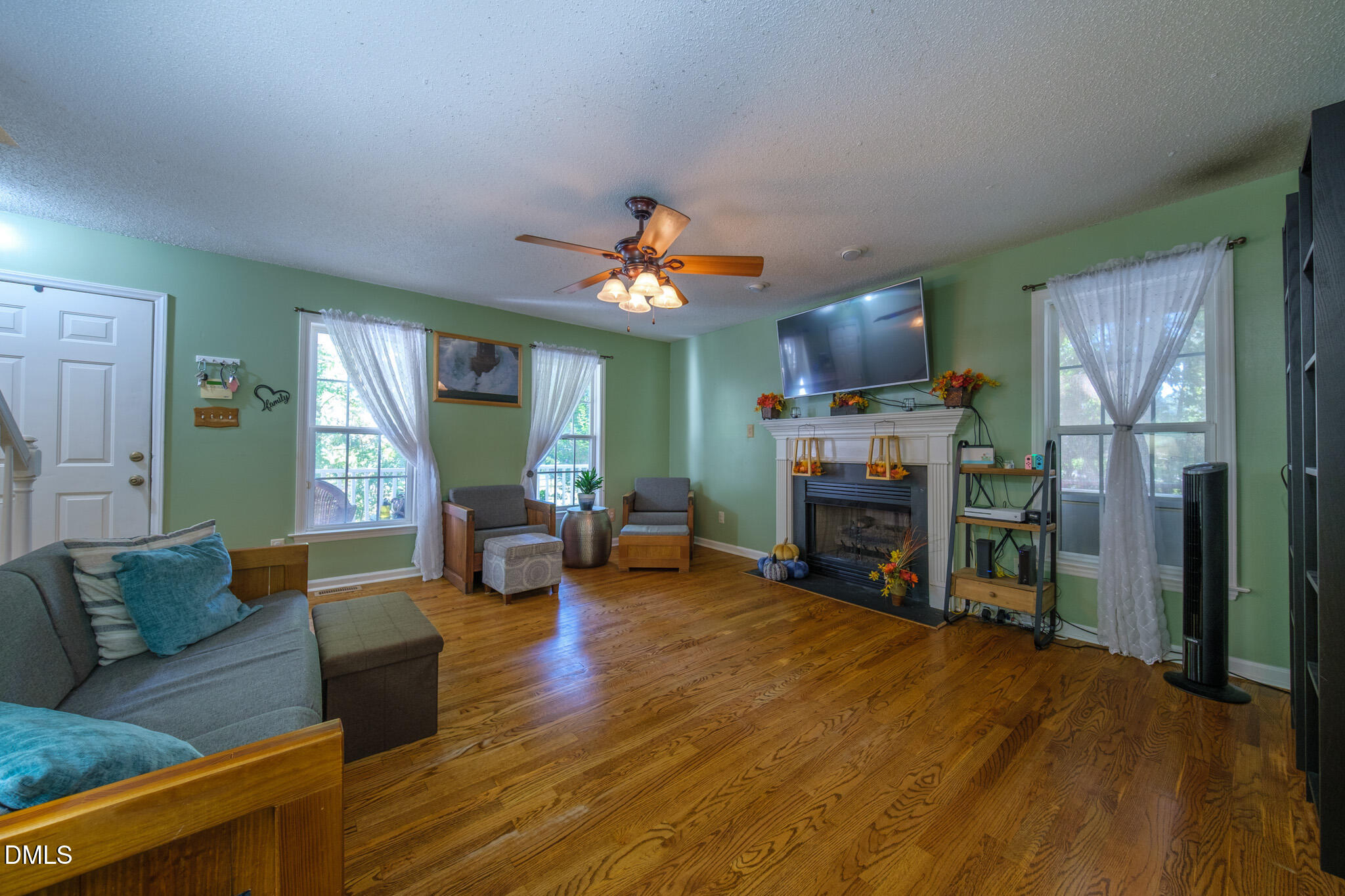 1217 Woodland Church Road Property Photo 9