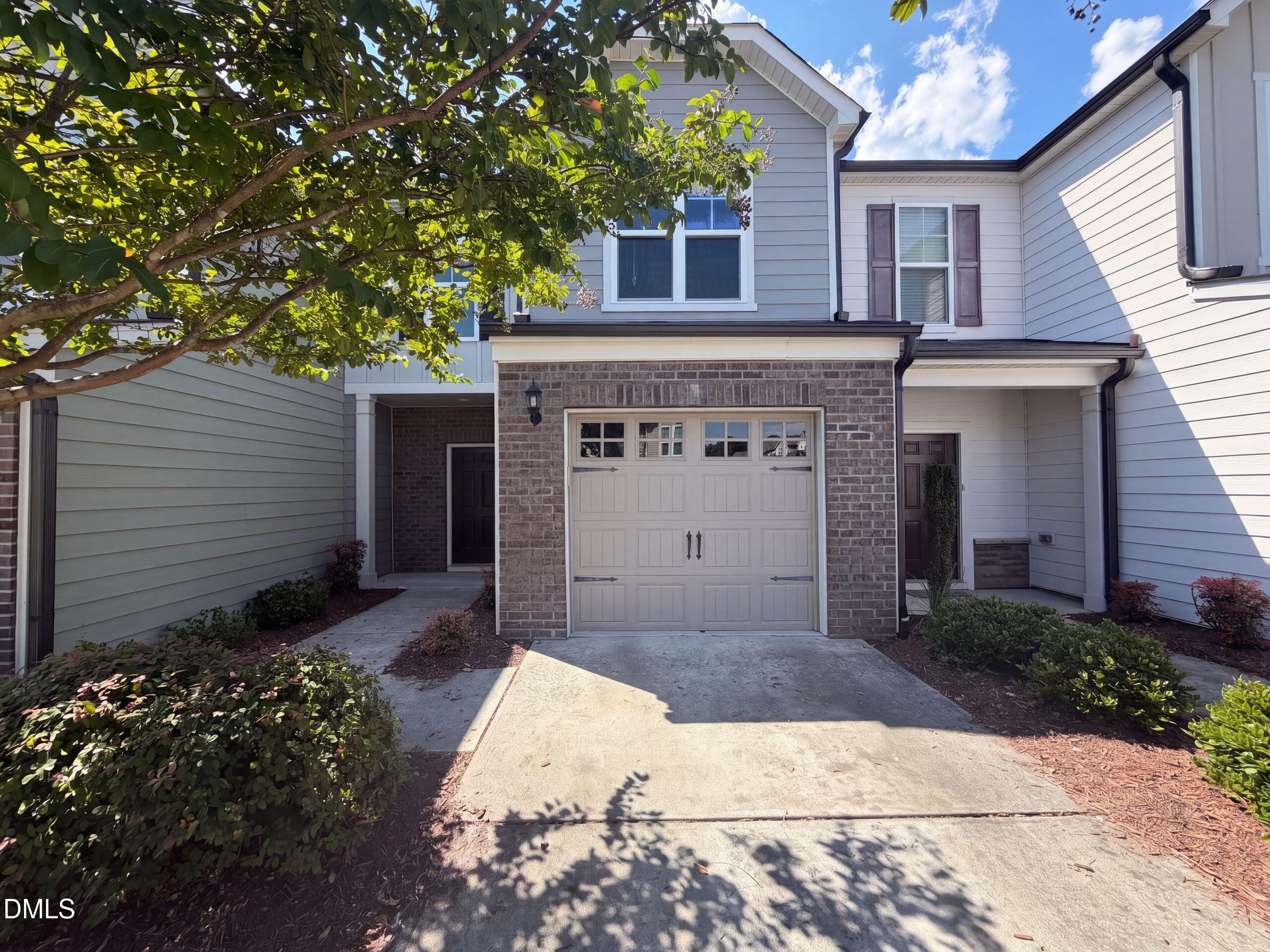 1053 Laceflower Drive Property Photo 1