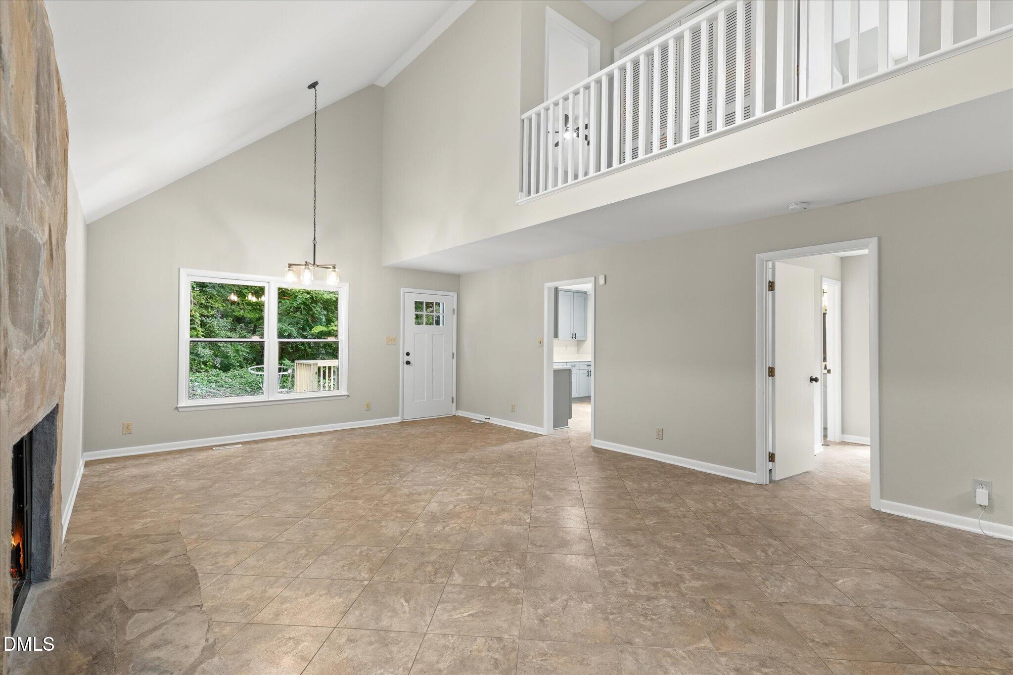 3213 Stanford Drive Property Photo 3