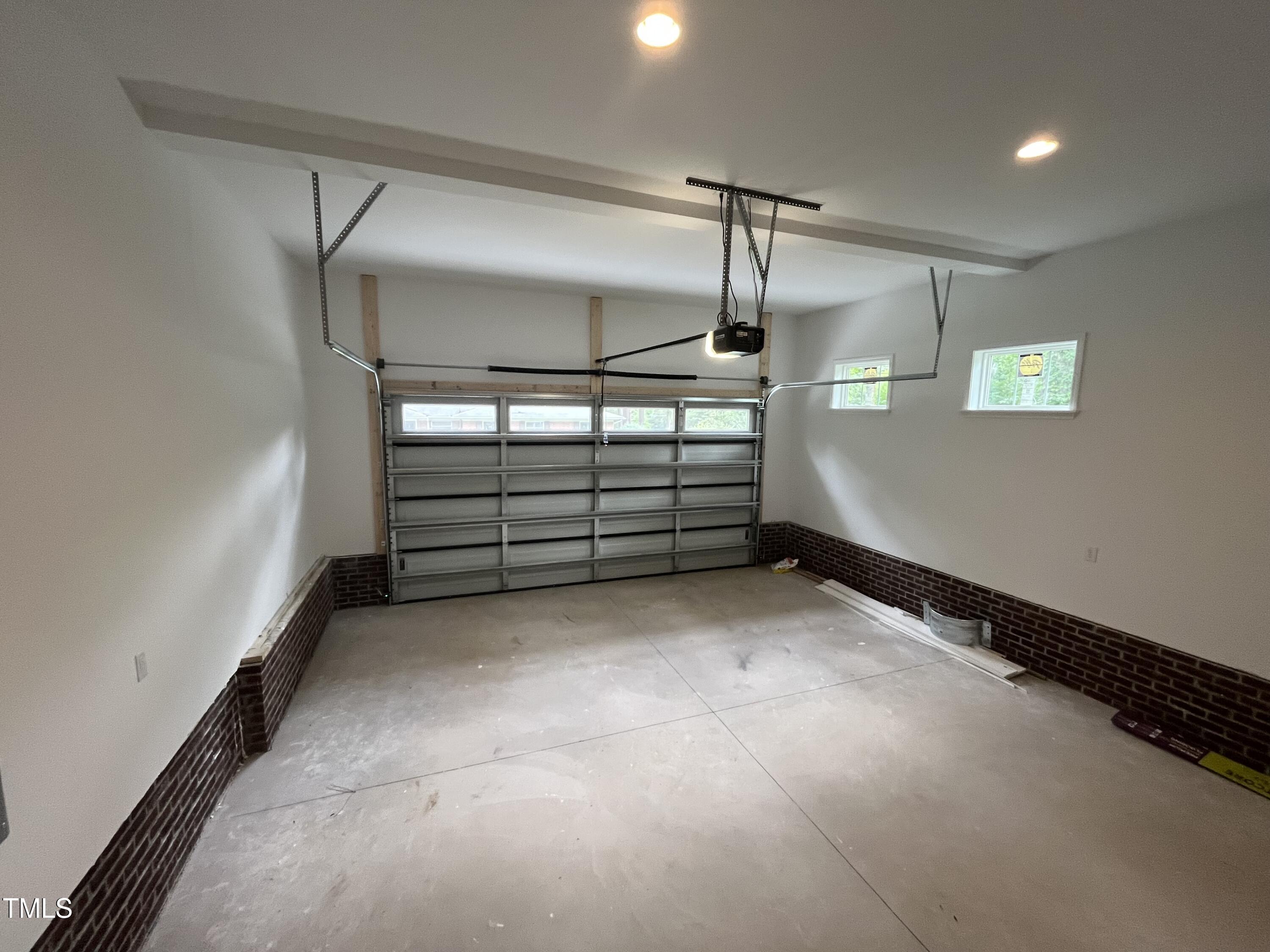 313 W Cornwallis Road Property Photo 65