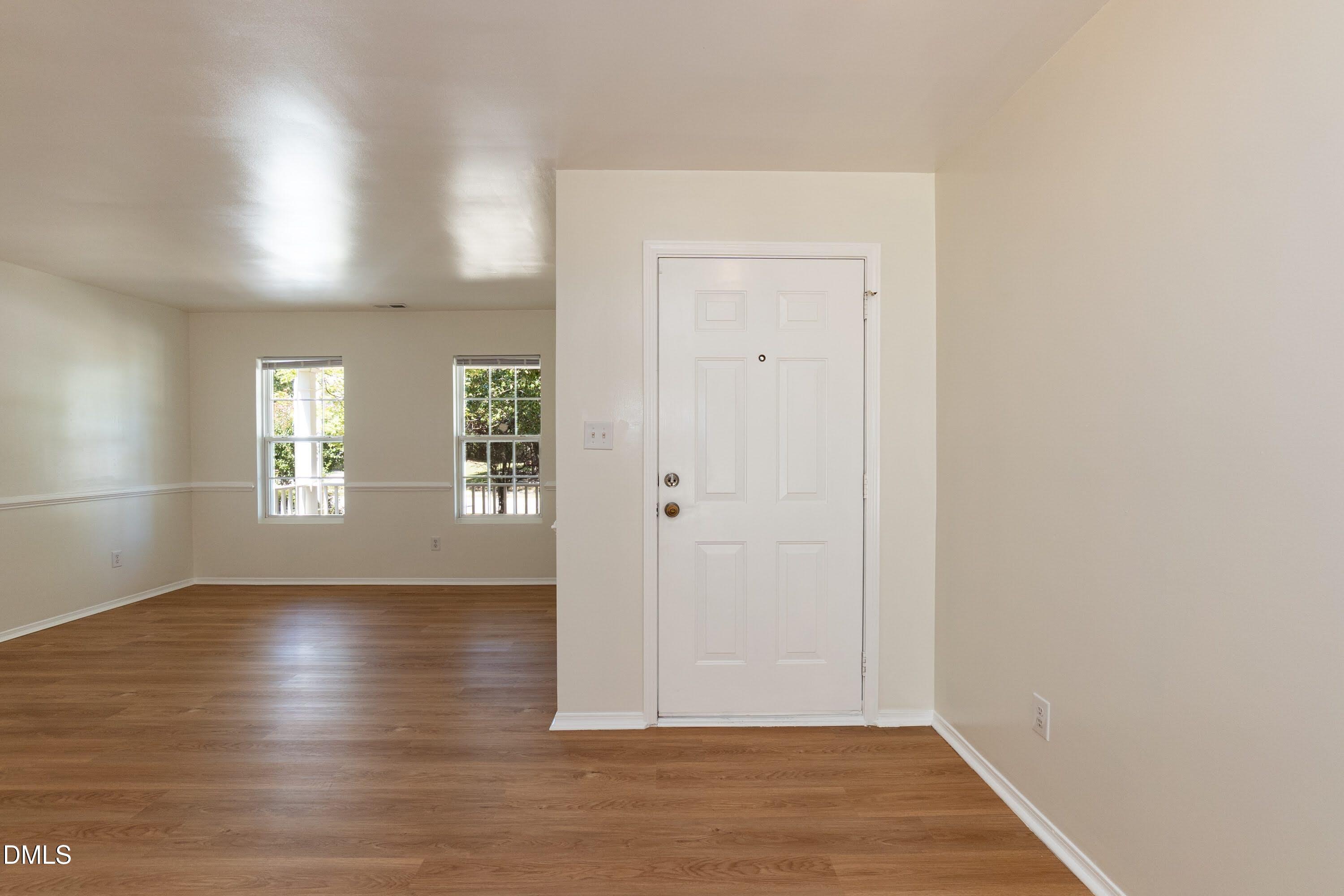 1017 Breeze Lane Property Photo 3