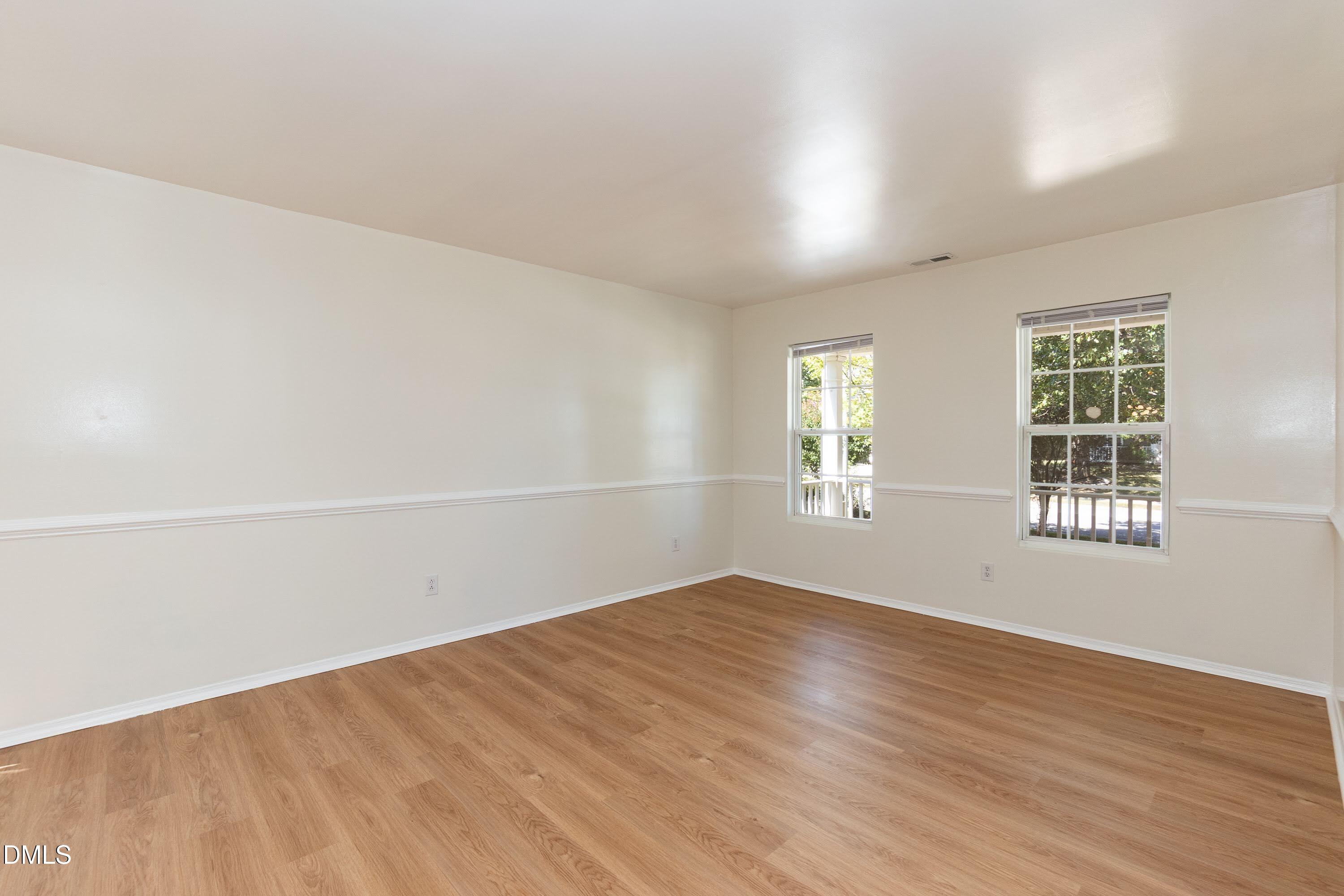 1017 Breeze Lane Property Photo 5