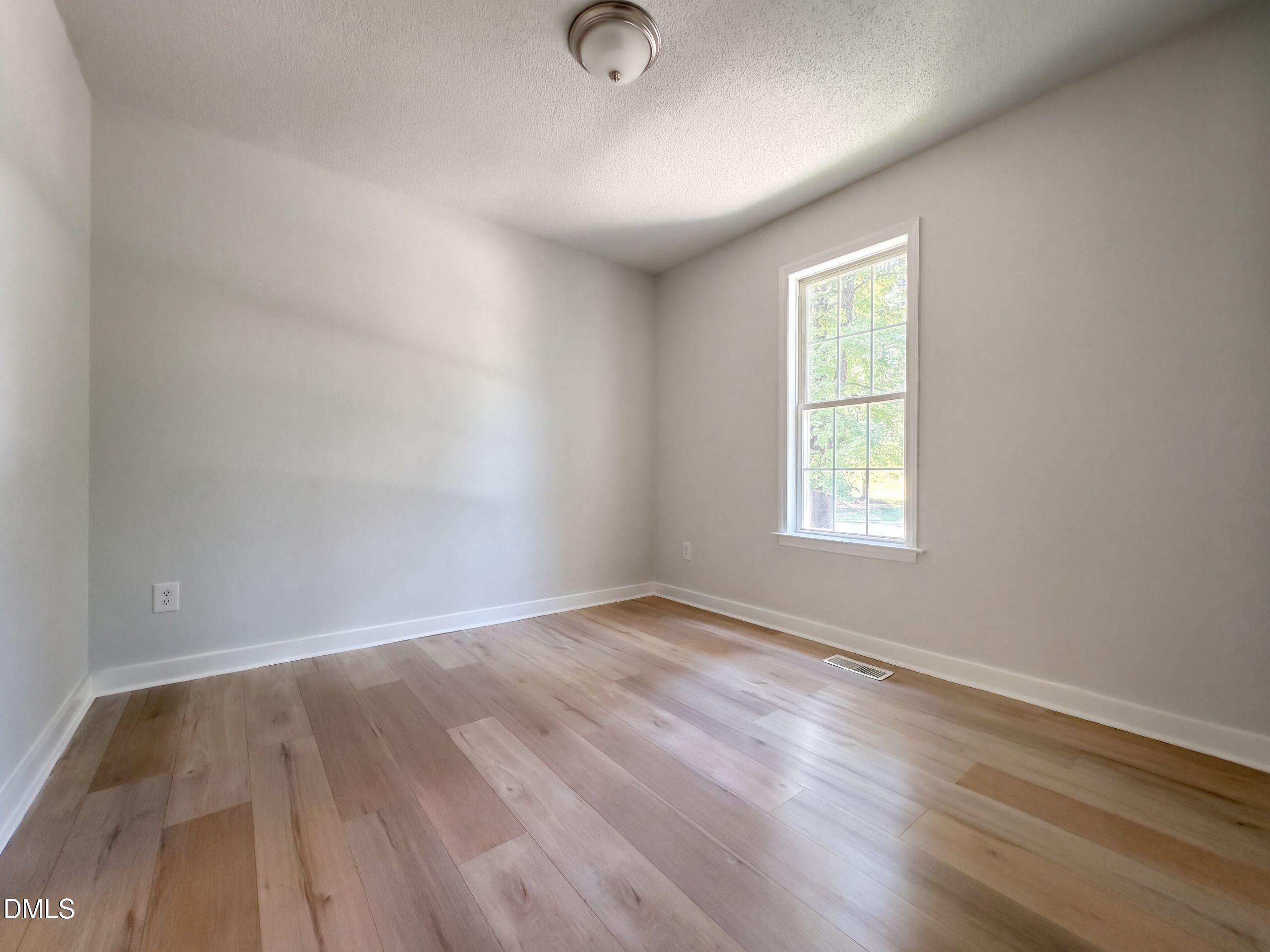 270 Nathan Drive Property Photo 4