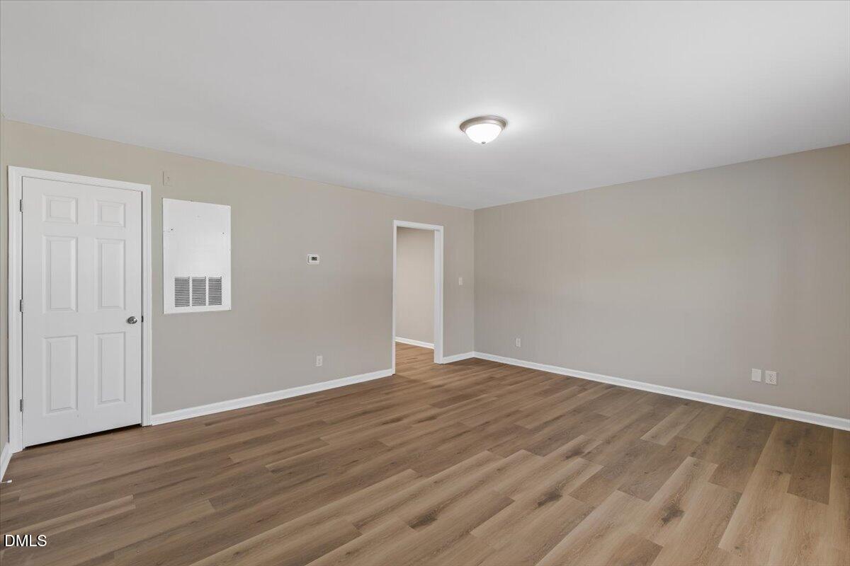 1309 Hudson Avenue F12 Property Photo 5