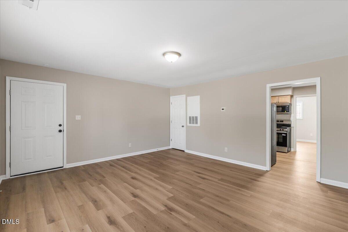 1309 Hudson Avenue F12 Property Photo 7