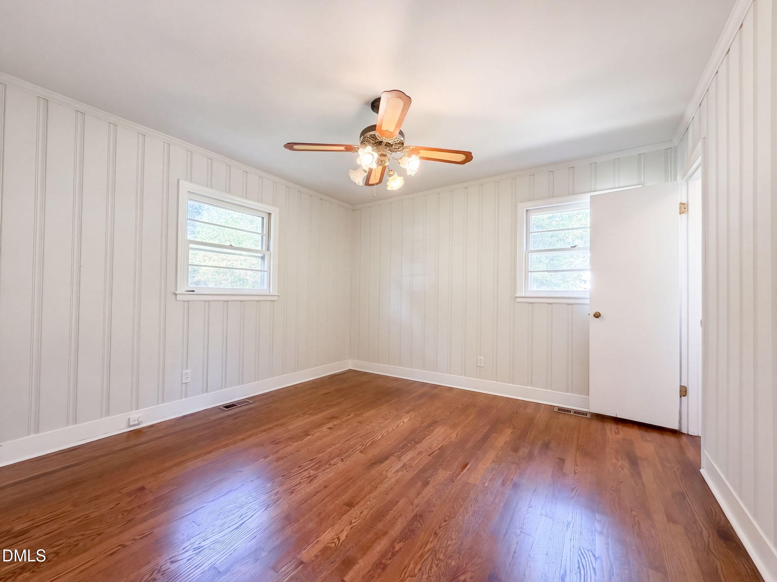 3811 Woodside Road Property Photo 4