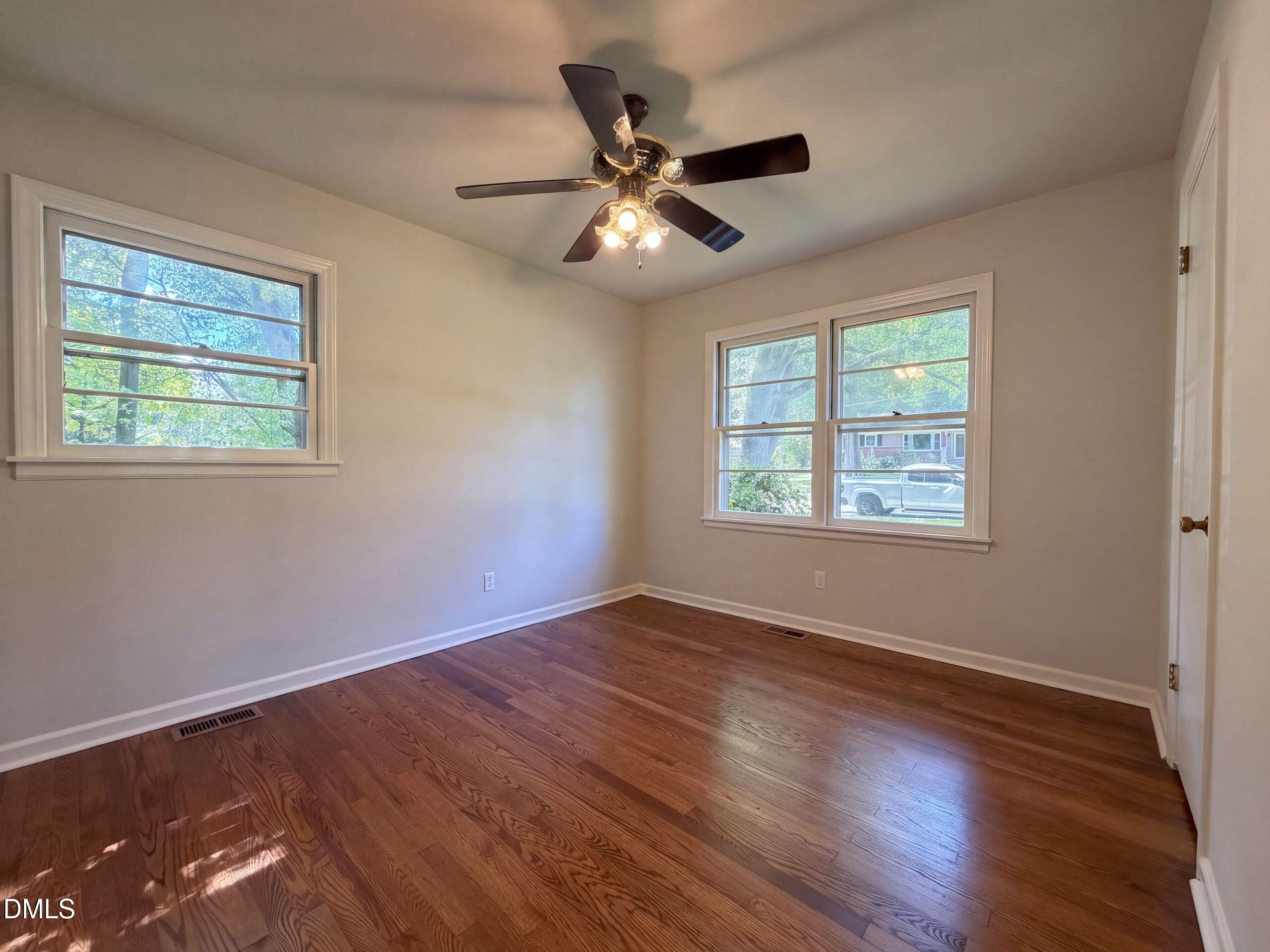 3811 Woodside Road Property Photo 9