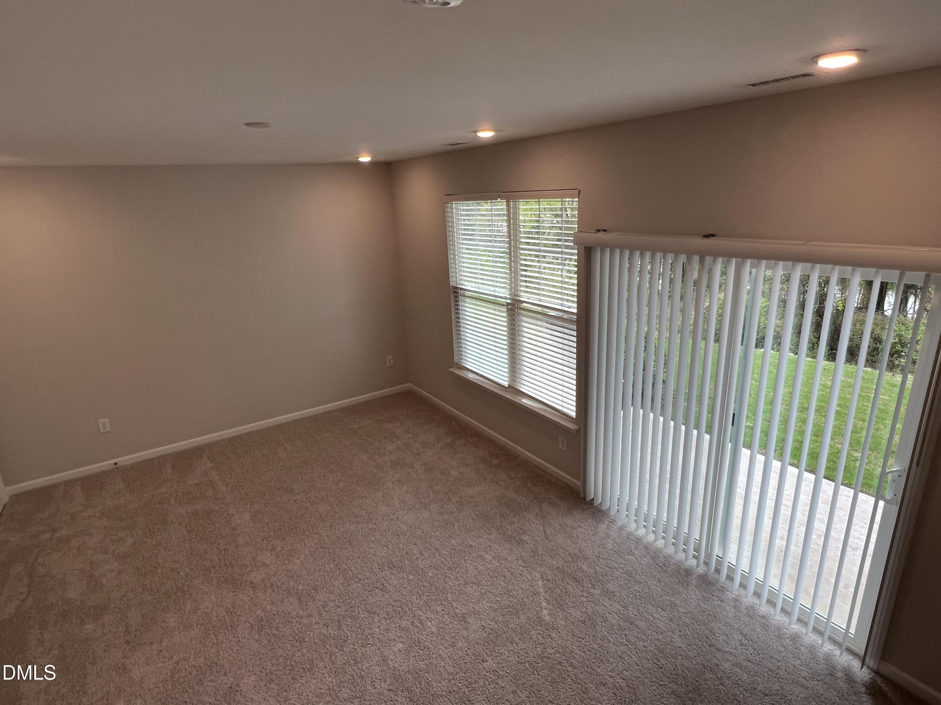 1237 Commack Drive Property Photo 16