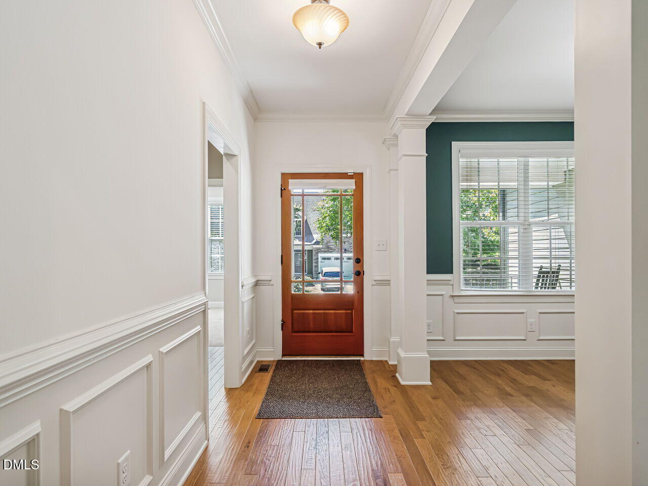 1149 Golden Star Way Property Photo 3