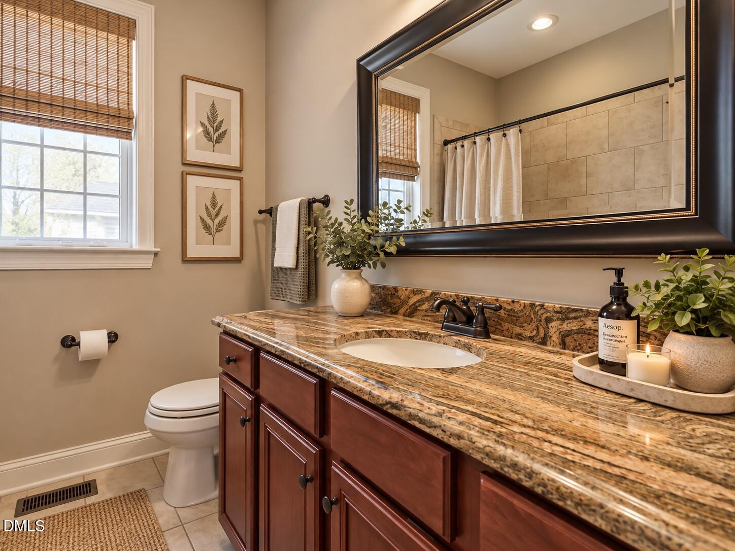 1149 Golden Star Way Property Photo 21