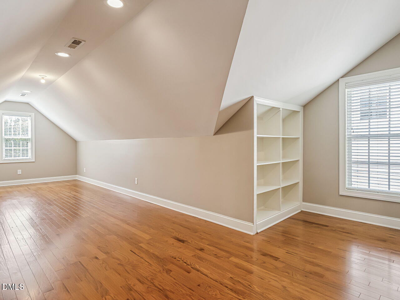 1149 Golden Star Way Property Photo 25