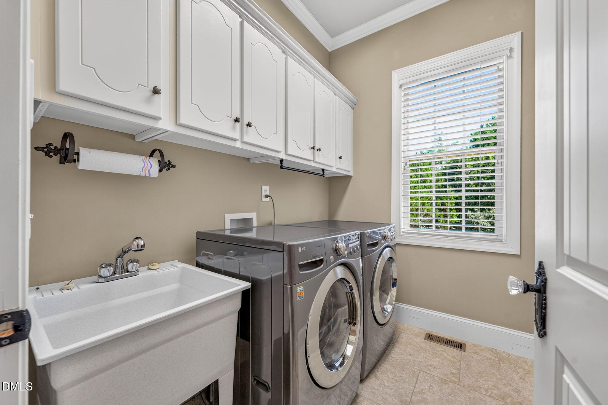 691 Hawthorne Place Property Photo 44