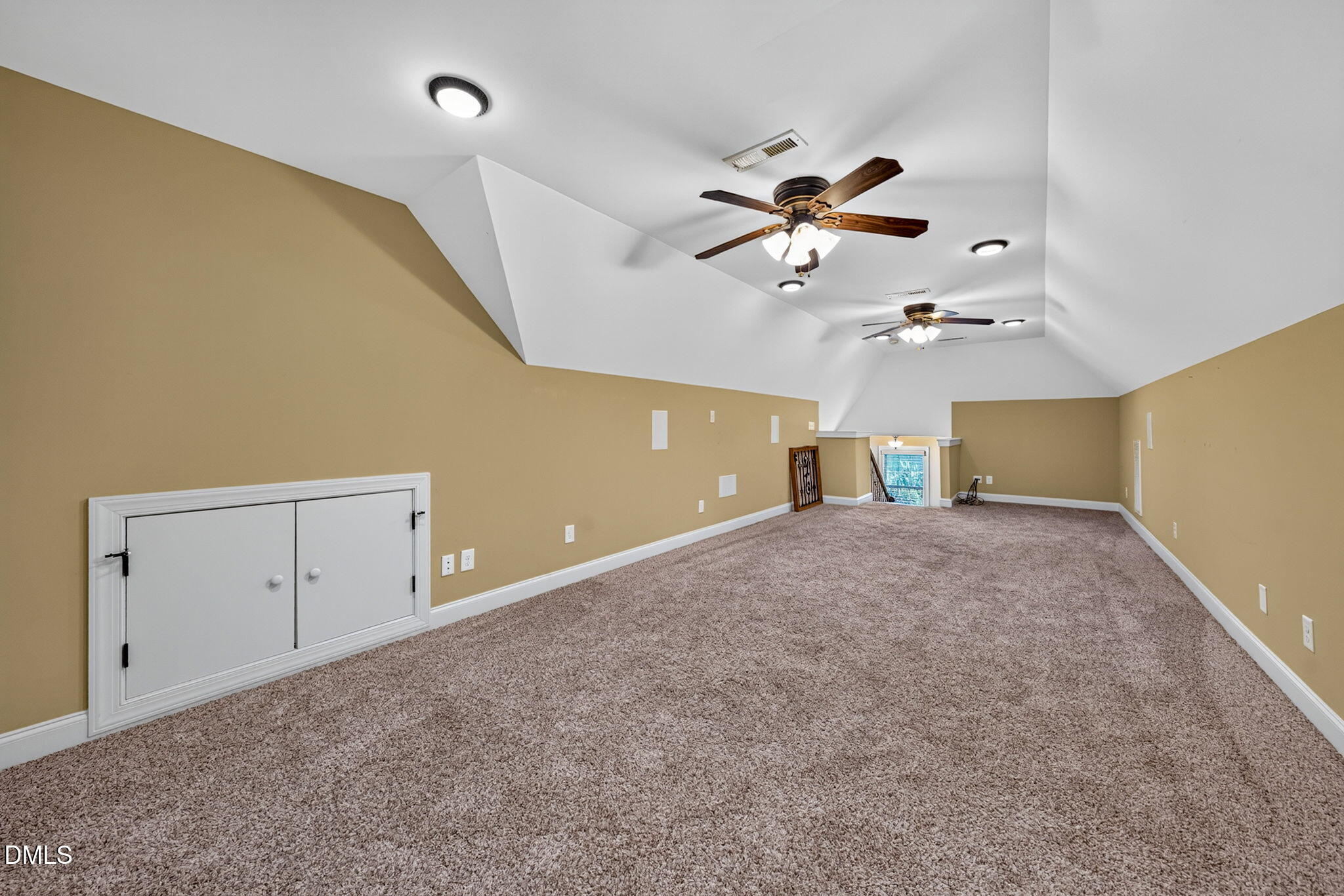 691 Hawthorne Place Property Photo 63