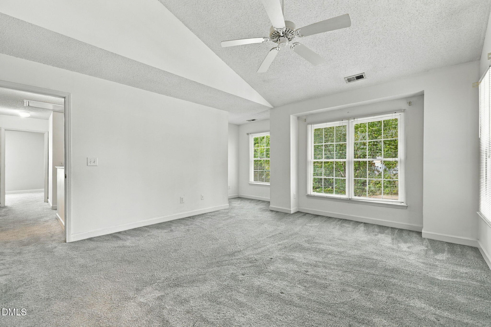 3118 Wilderness Road Property Photo 10