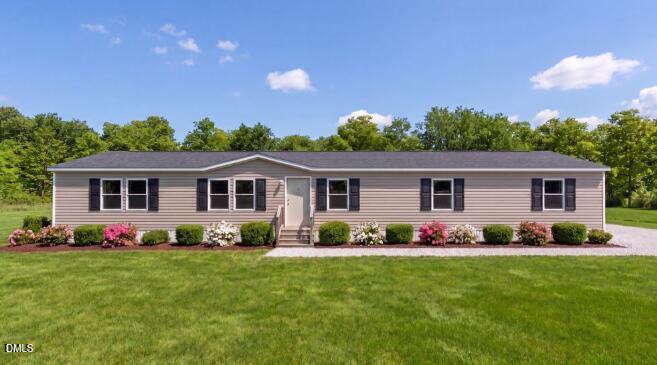 153 Sandy Plains Lane Property Photo 1