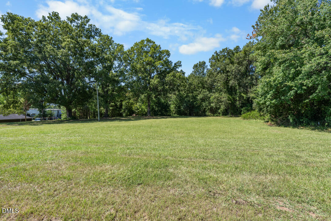 1028 Lynn Road Property Photo 12
