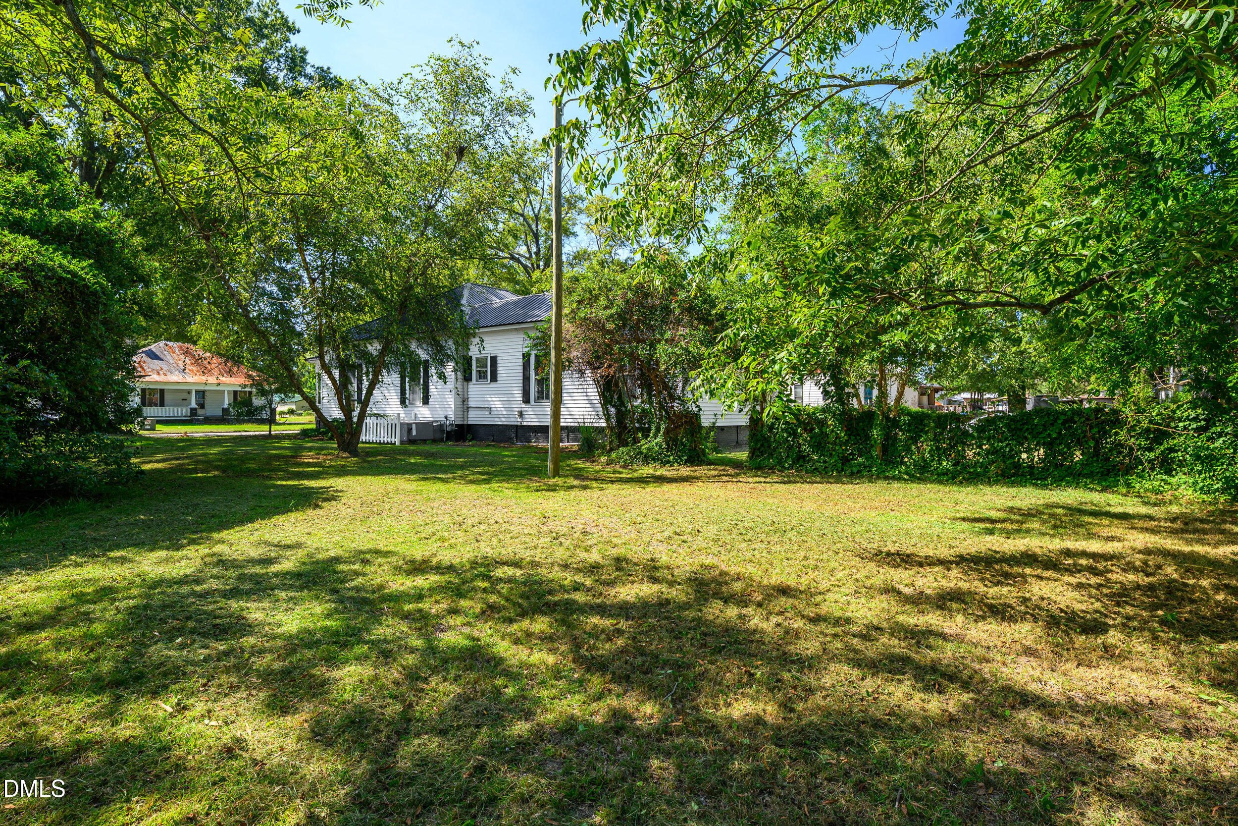 412 W Walnut Street Property Photo 29