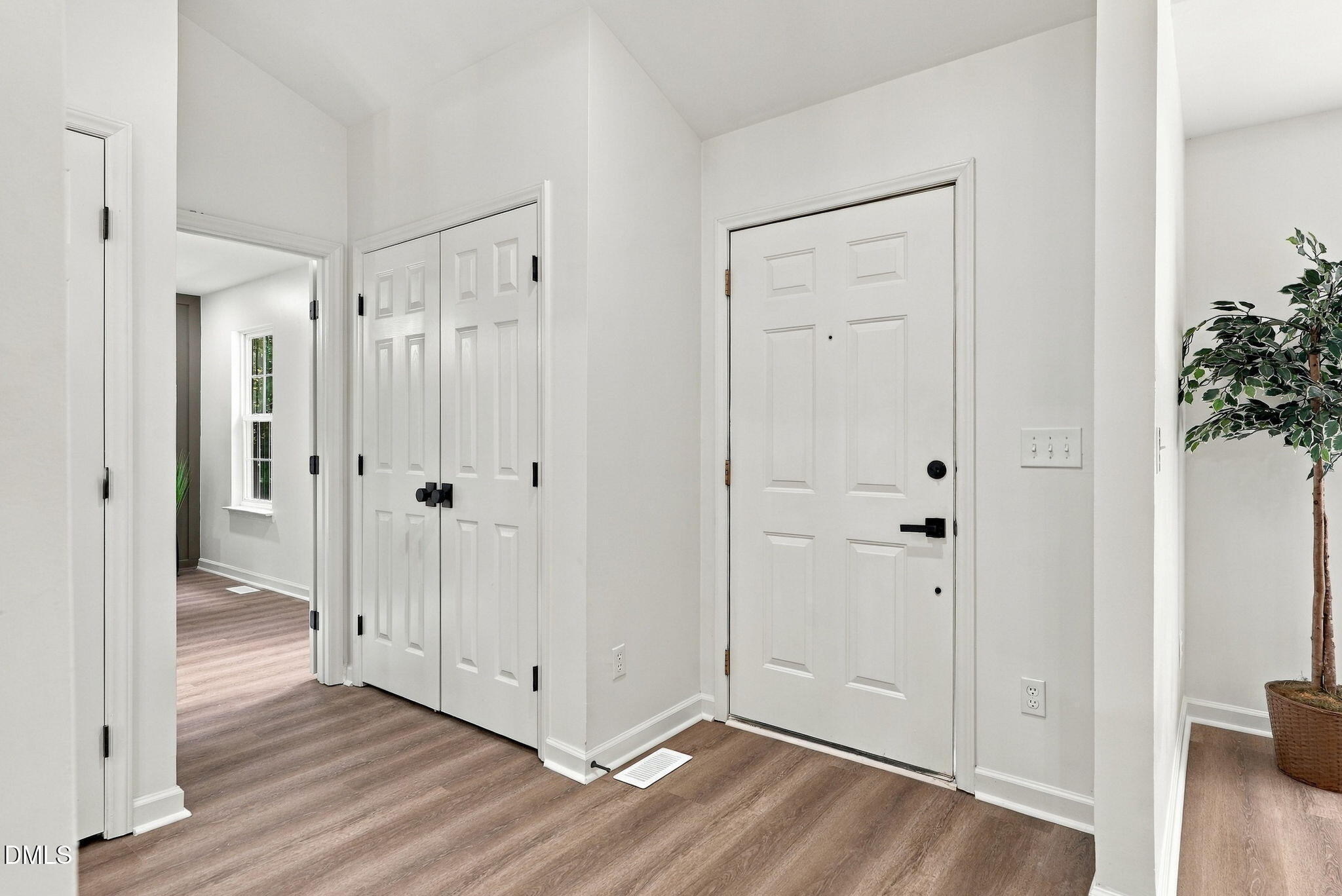 2572 Chadwick Place Property Photo 8