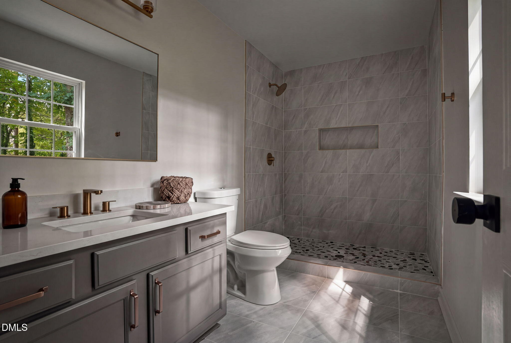 2572 Chadwick Place Property Photo 49