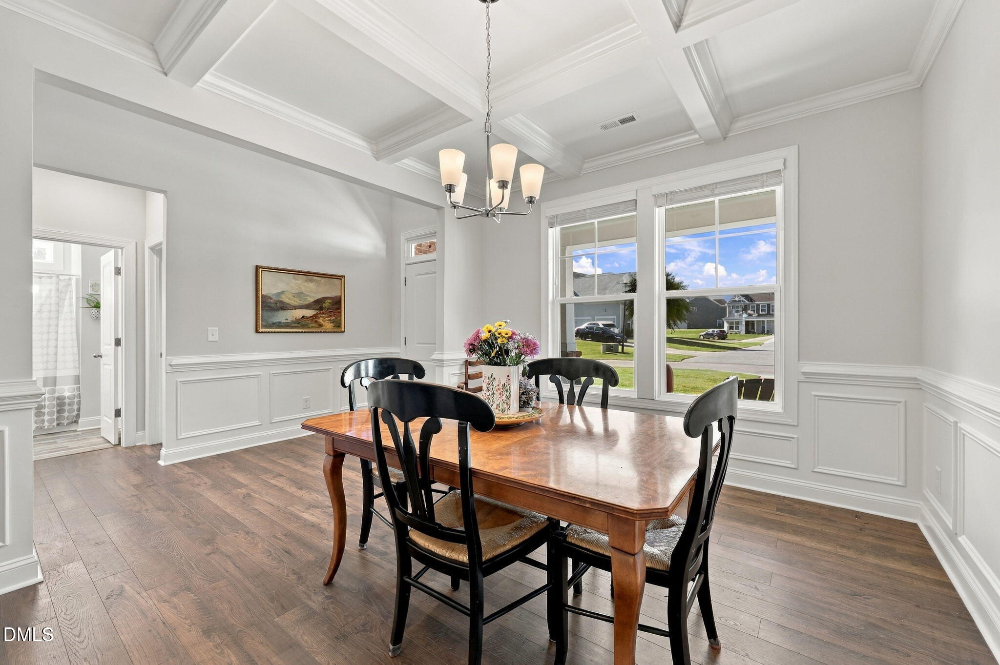 608 Priory Circle Property Photo 8