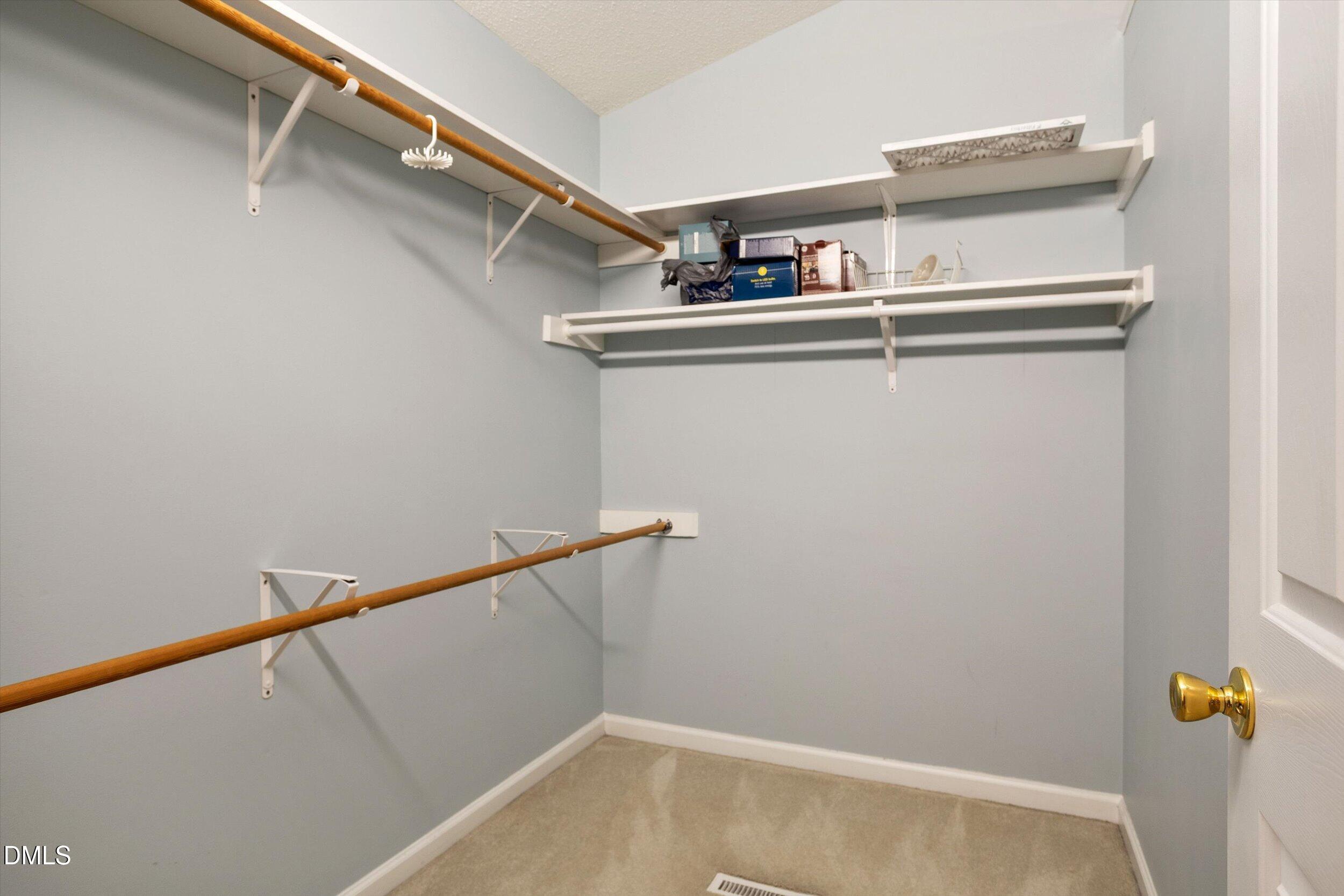 53 Grove Point Property Photo 18