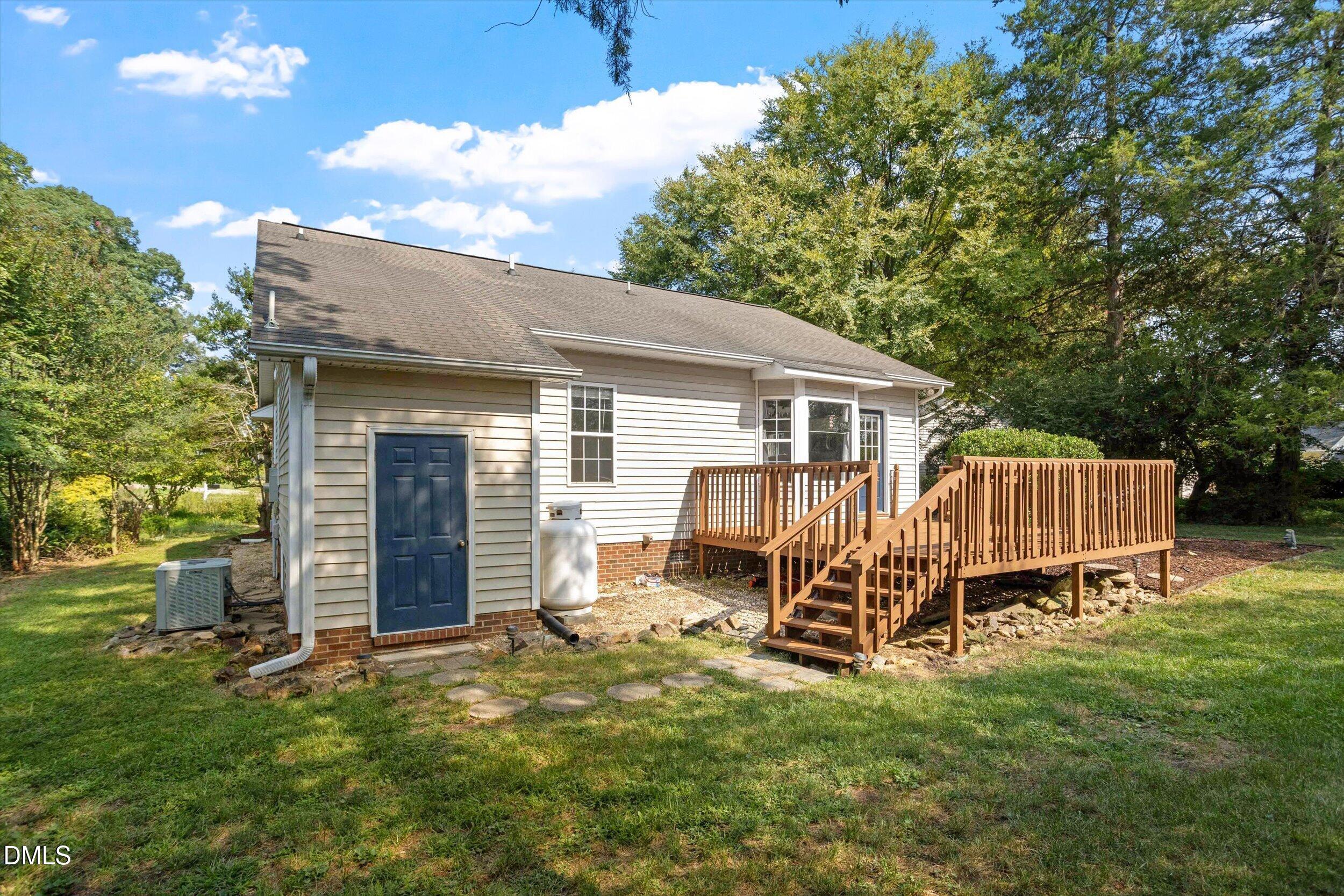 53 Grove Point Property Photo 35