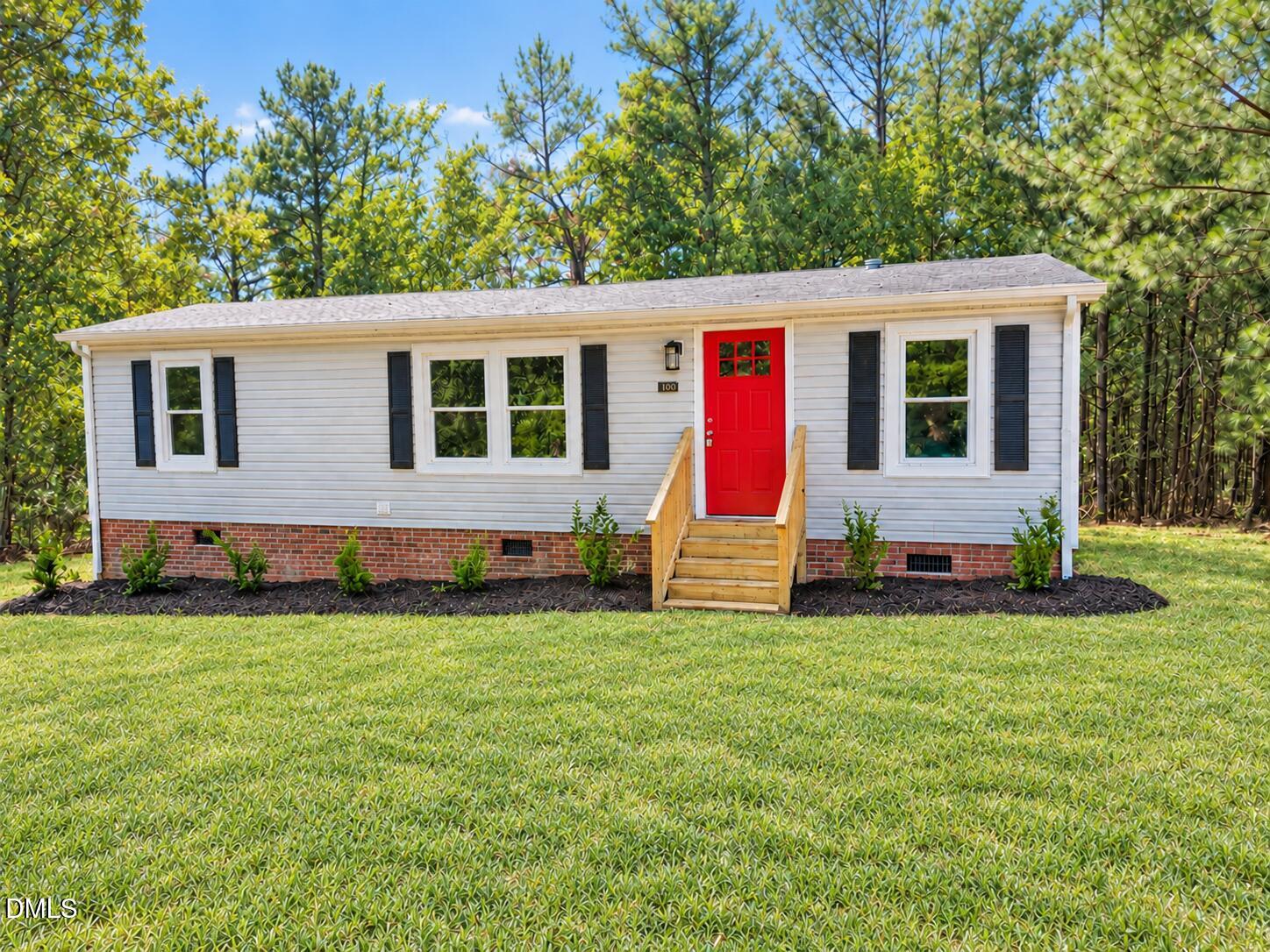 582 Ed Thomas Road Property Photo 1