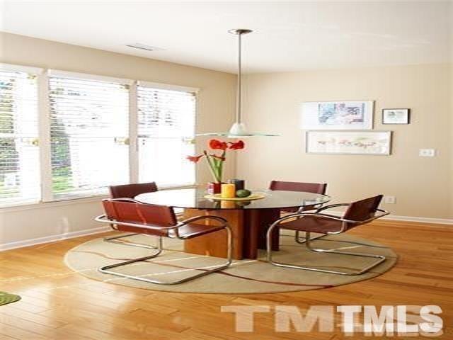 206 Royal Tower Way Property Photo 3