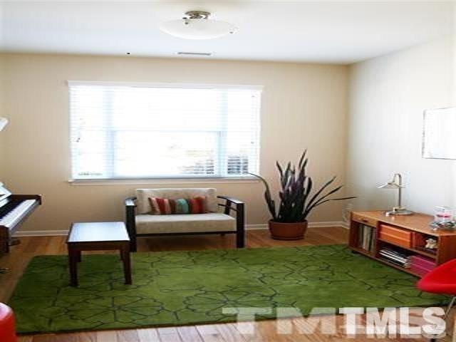 206 Royal Tower Way Property Photo 7