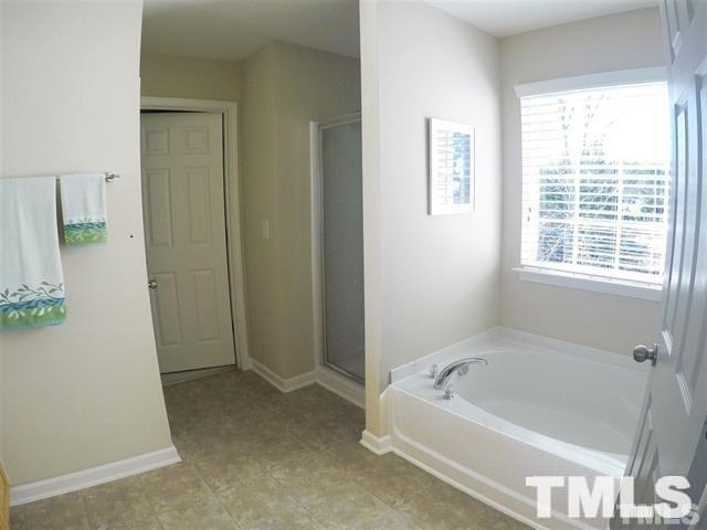 206 Royal Tower Way Property Photo 11