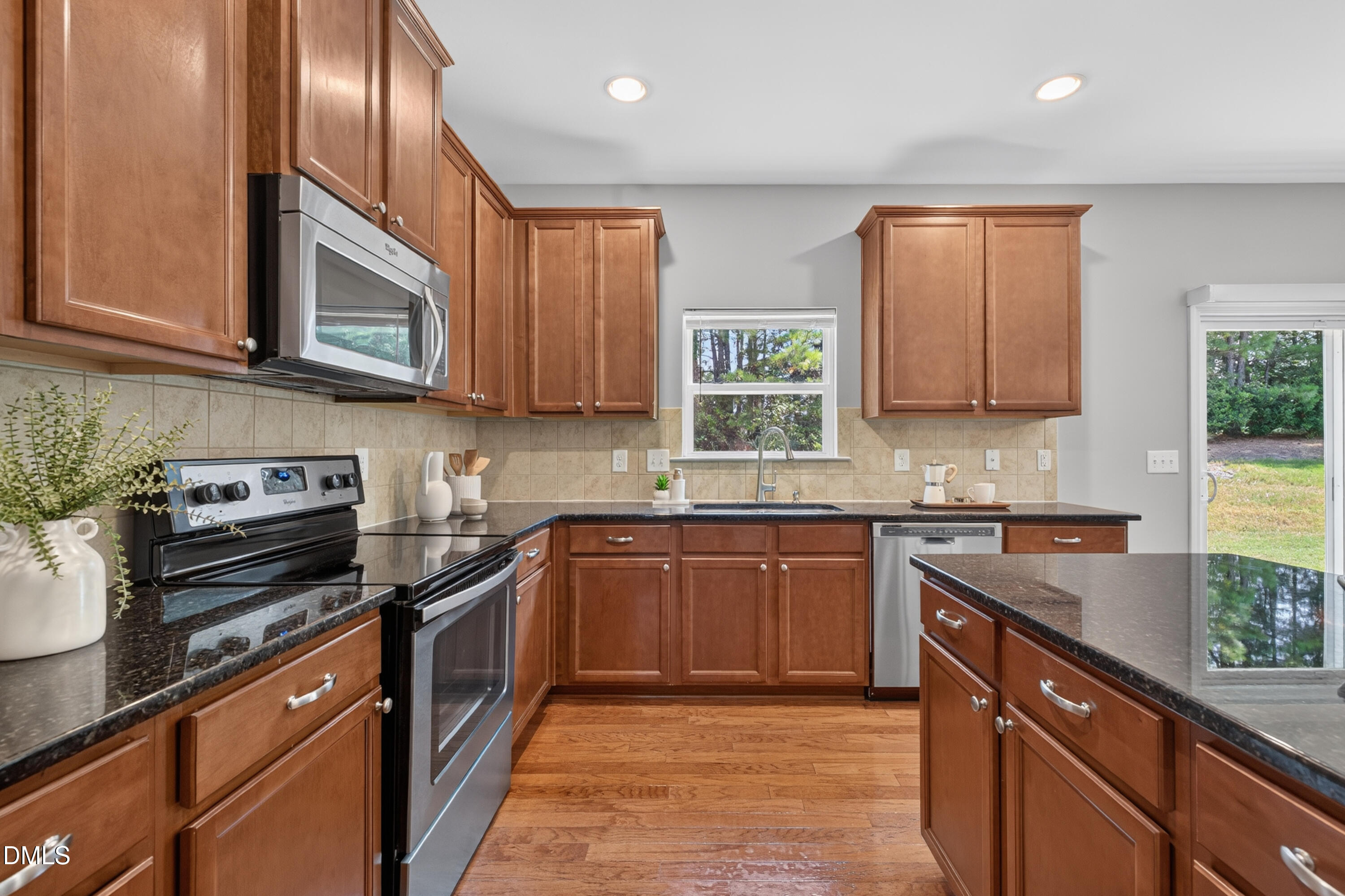 1607 Willowcrest Road Property Photo 6