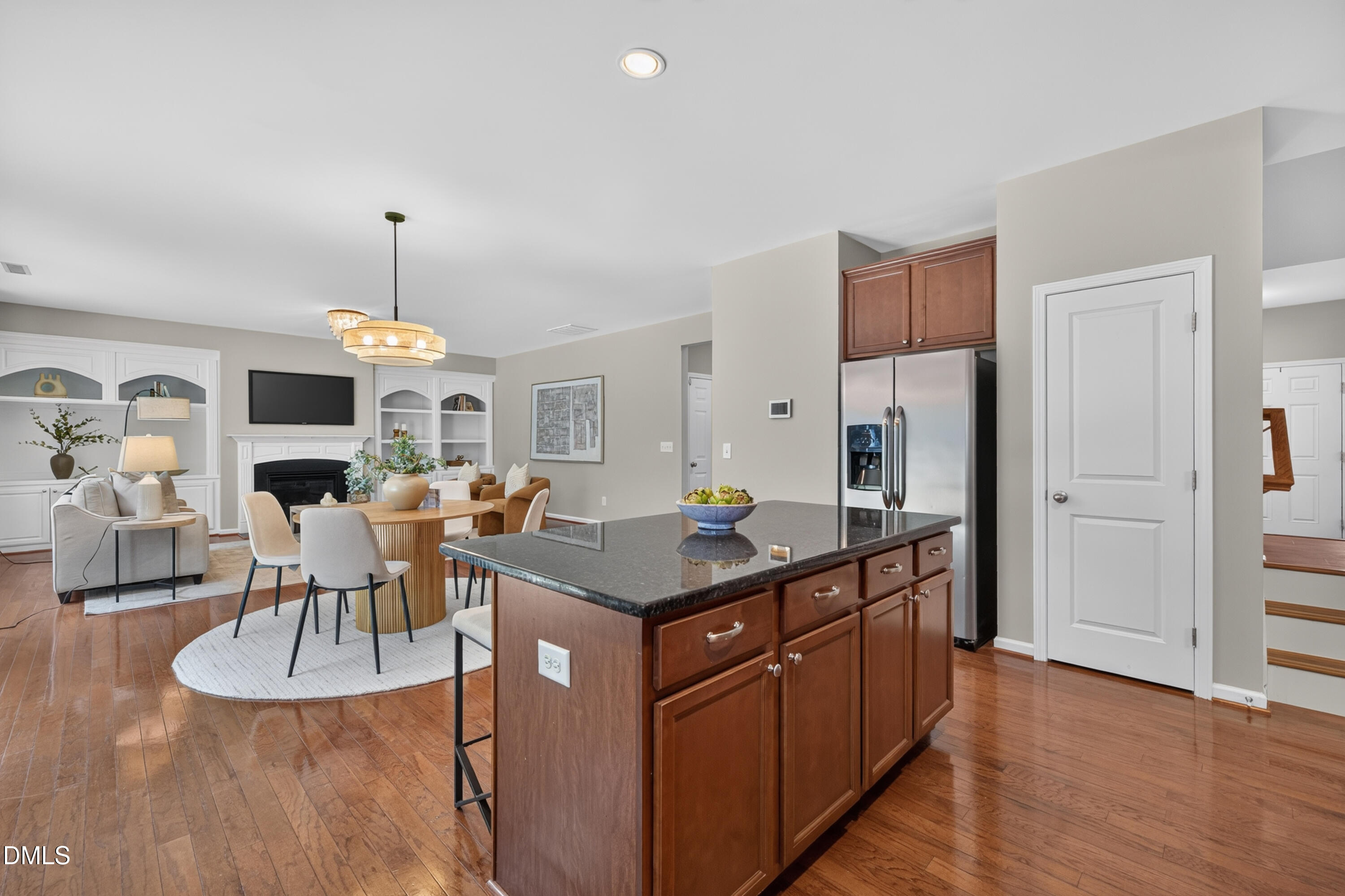 1607 Willowcrest Road Property Photo 7