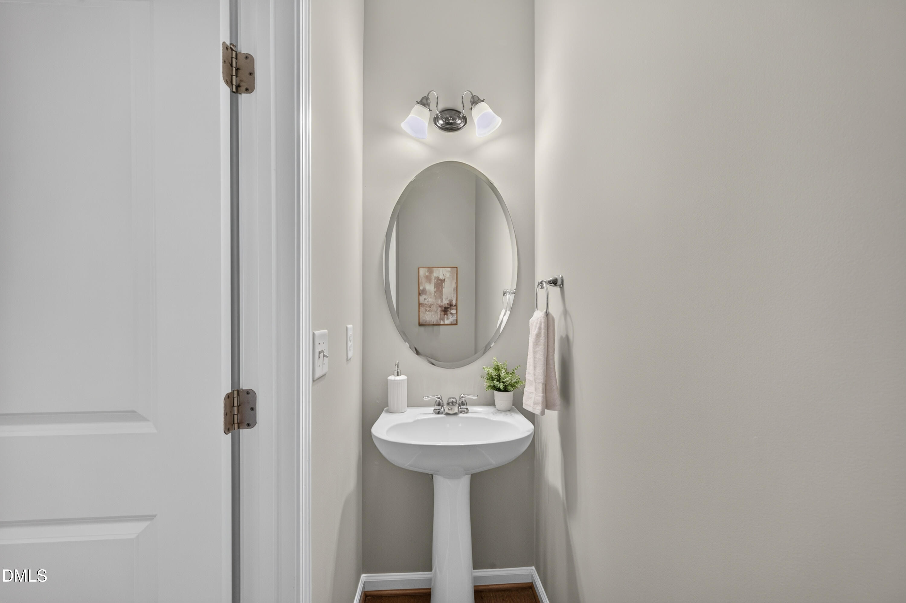 1607 Willowcrest Road Property Photo 14