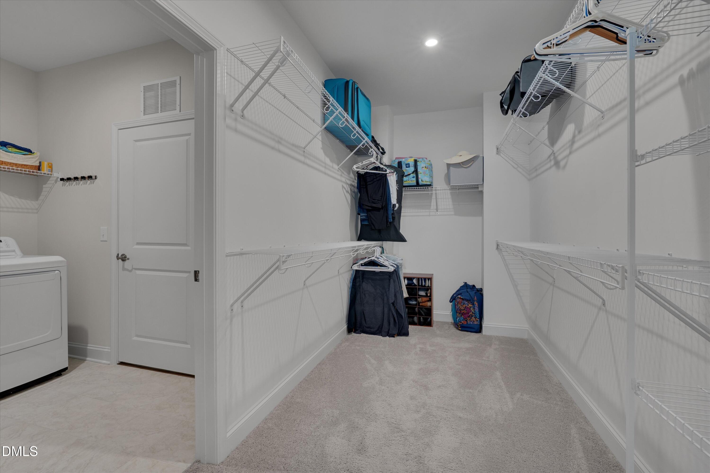 864 Flower Manor Drive Property Photo 13