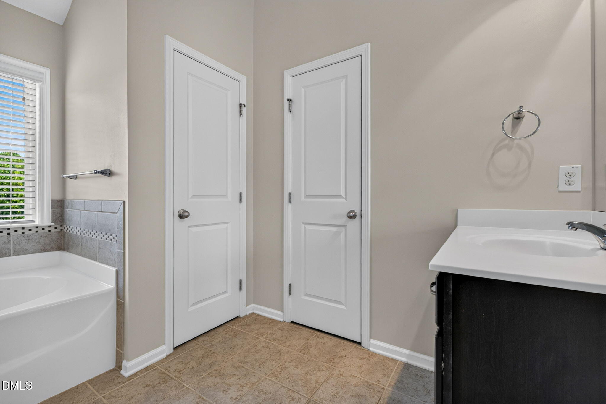 122 Windrush Lane Property Photo 33