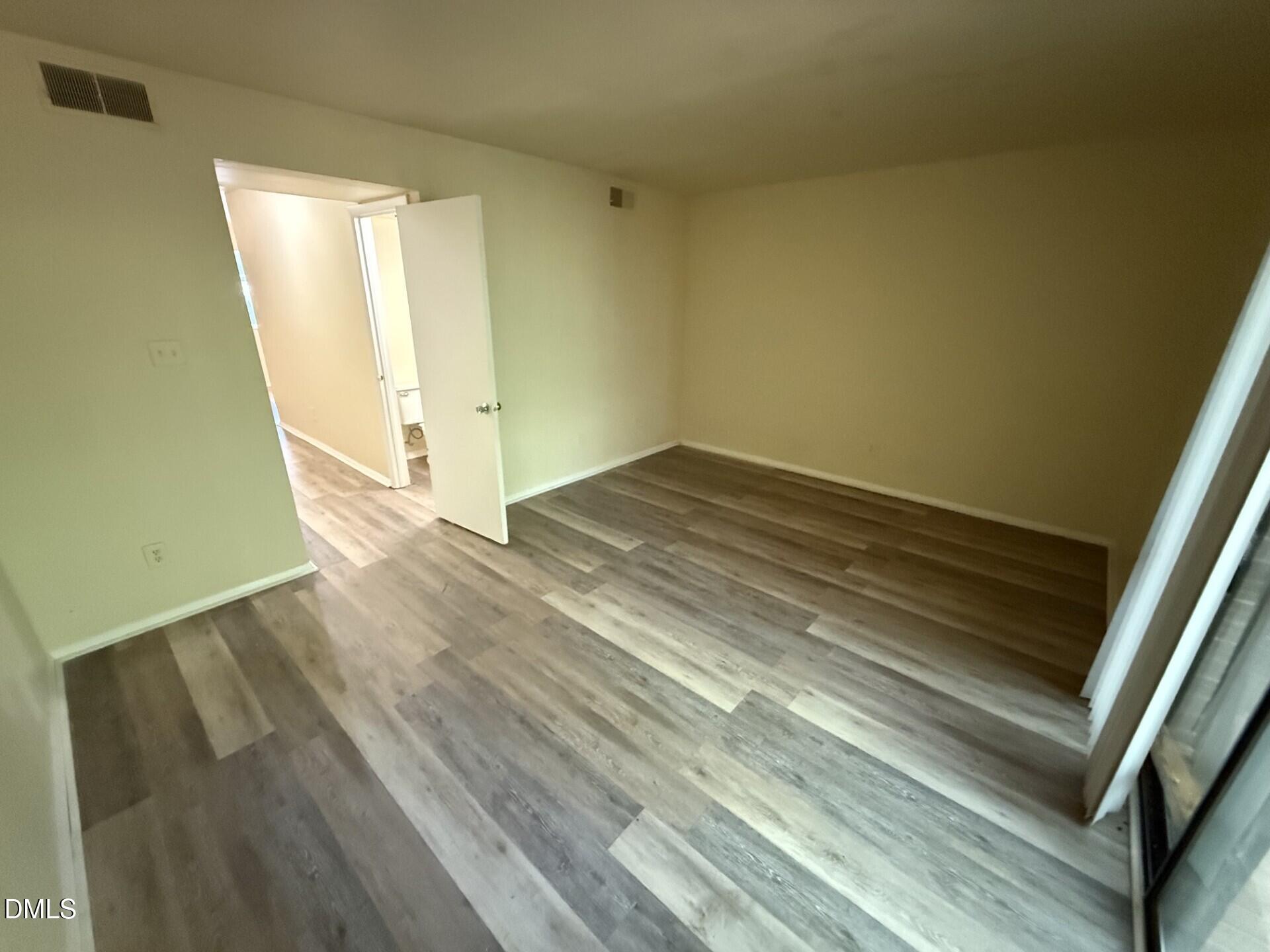 1235 Teakwood Place Property Photo 5