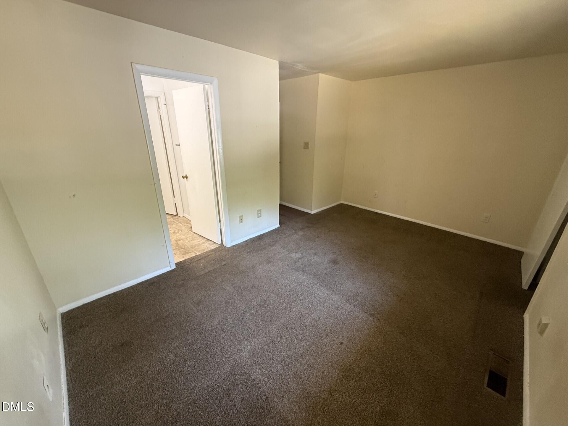 1235 Teakwood Place Property Photo 10