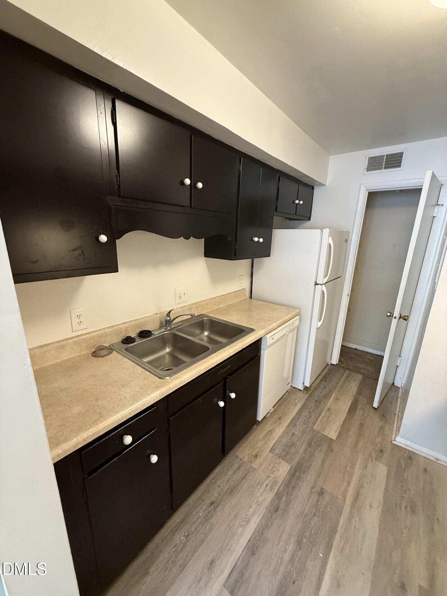 1235 Teakwood Place Property Photo 12