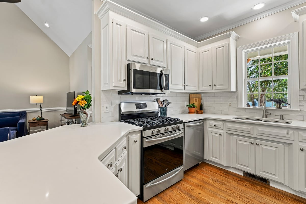 80 Adams Pointe Court Property Photo 3